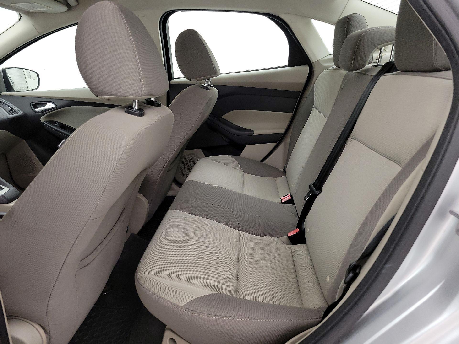 Thumbnail: 2014 Ford Focus - 18