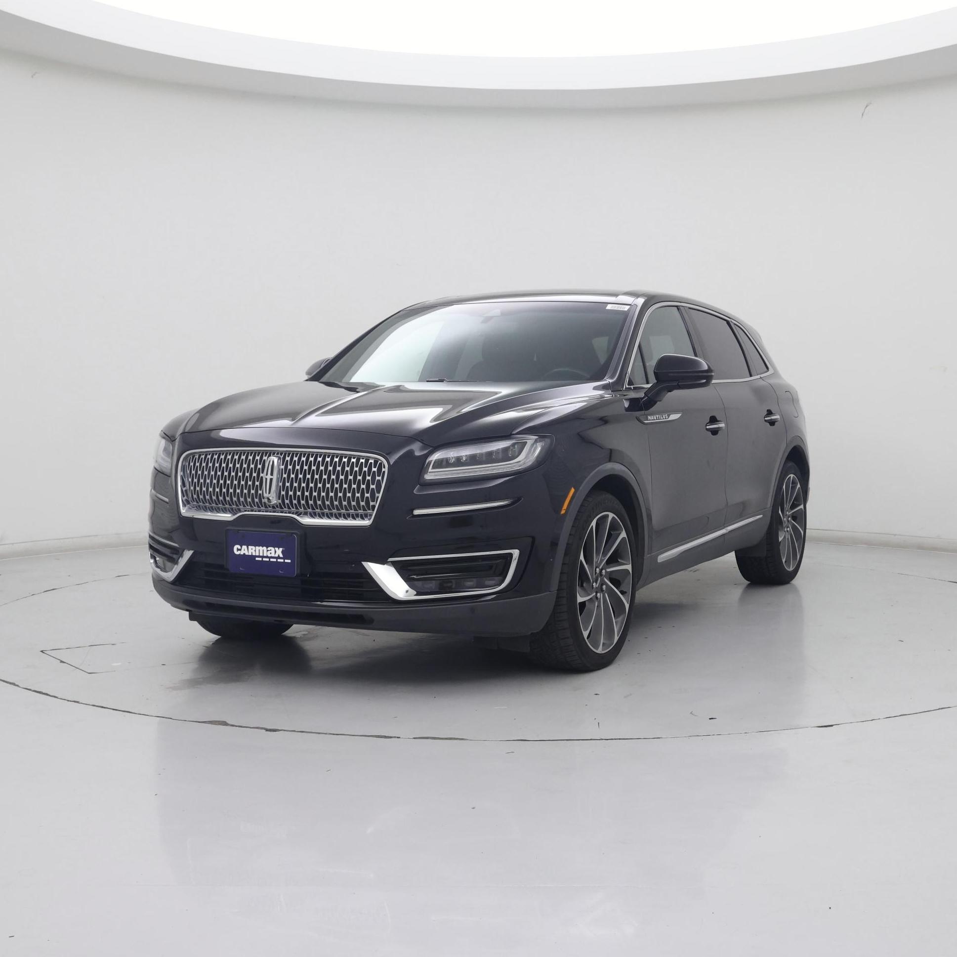 Thumbnail: 2019 Lincoln Nautilus - 4