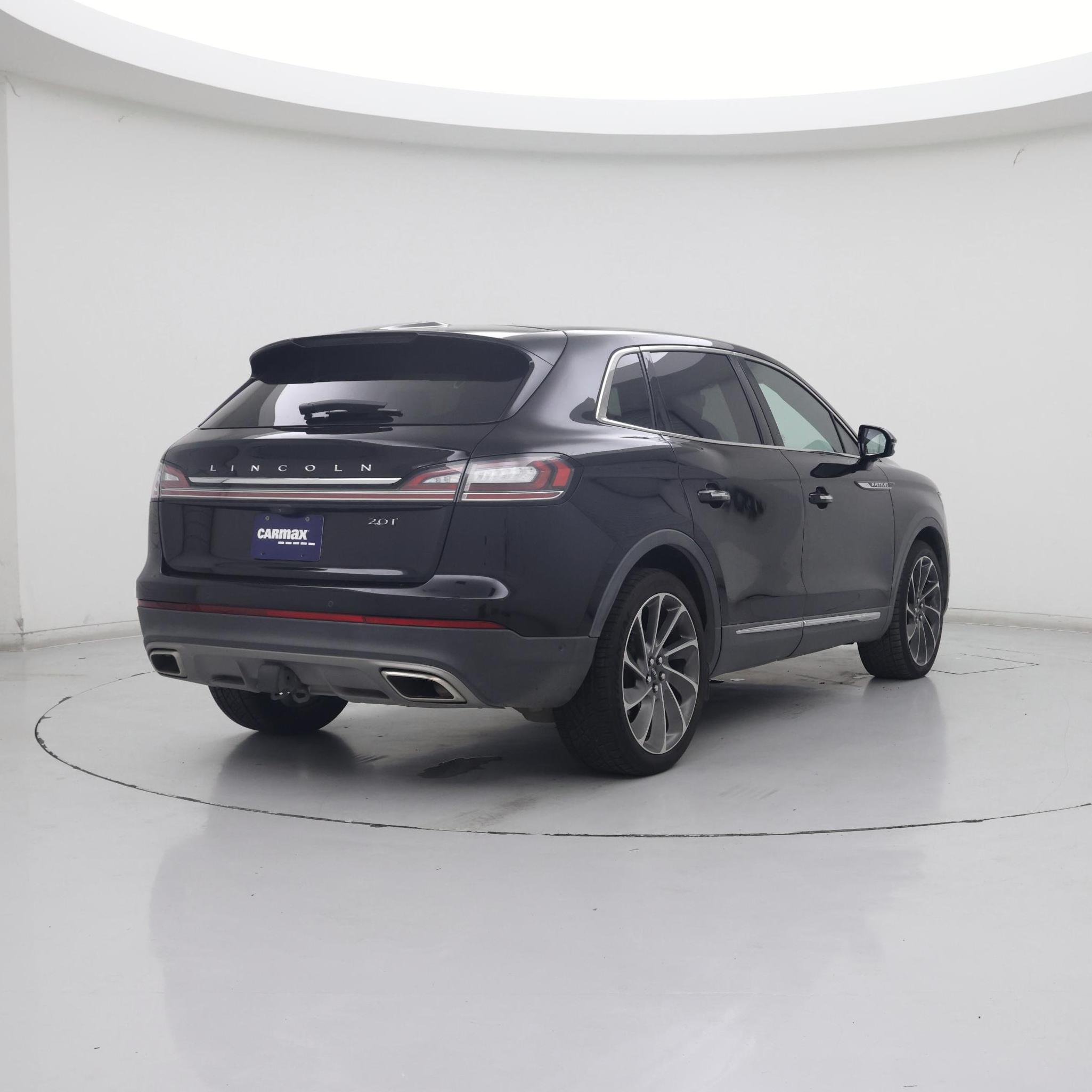 Thumbnail: 2019 Lincoln Nautilus - 8