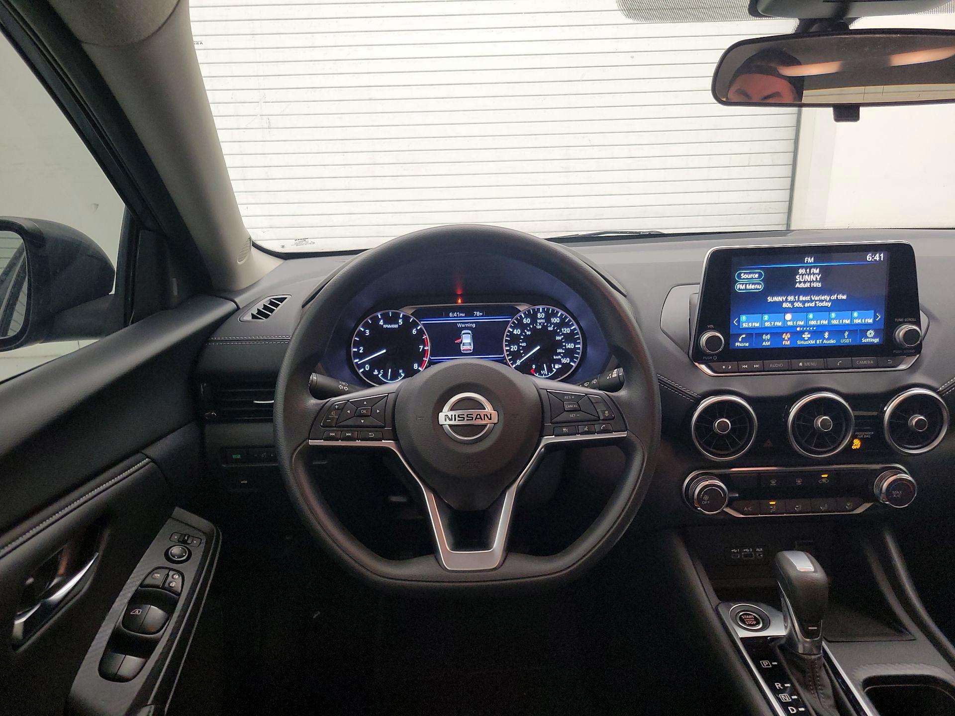 Thumbnail: 2023 Nissan Sentra - 10