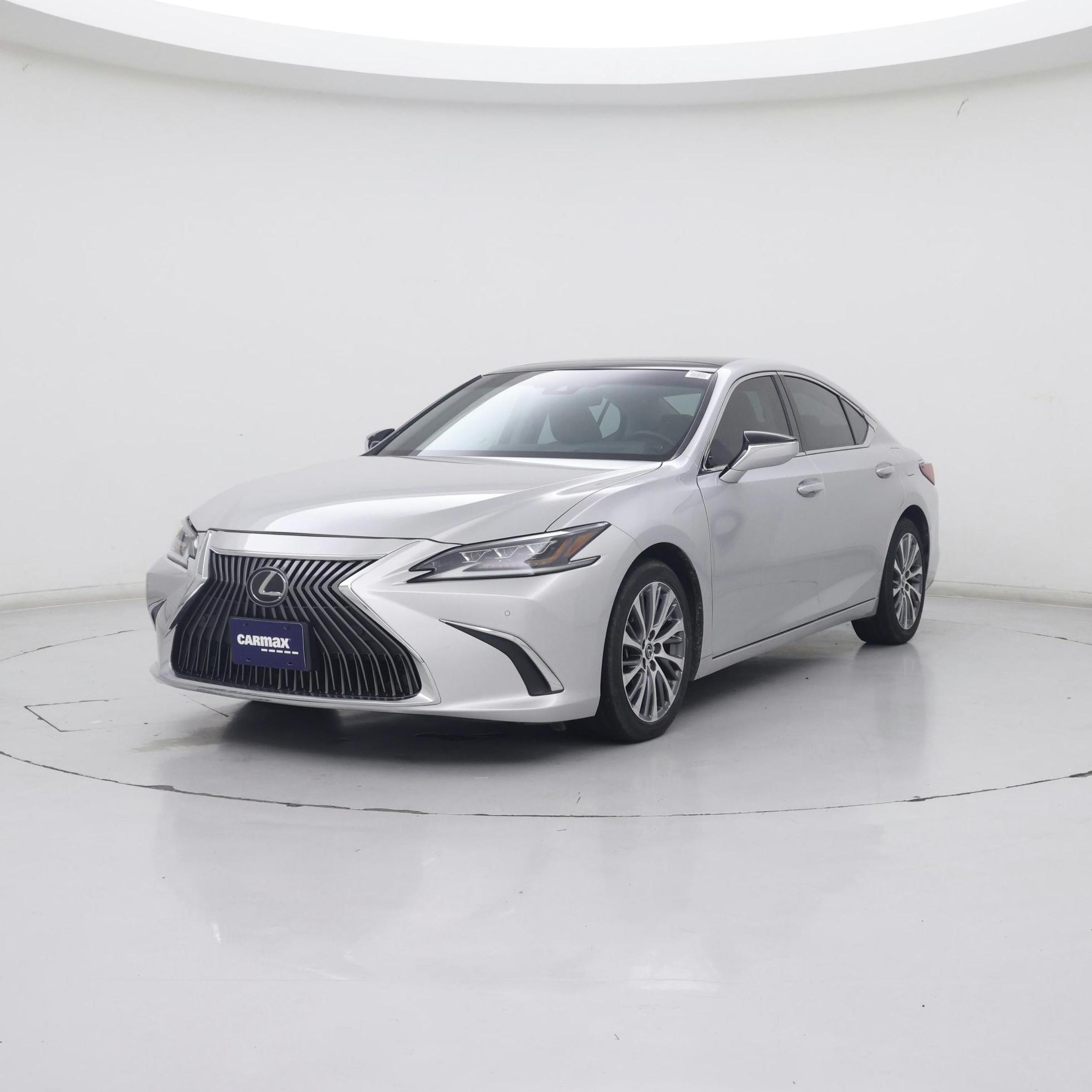 Thumbnail: 2019 Lexus ES - 4