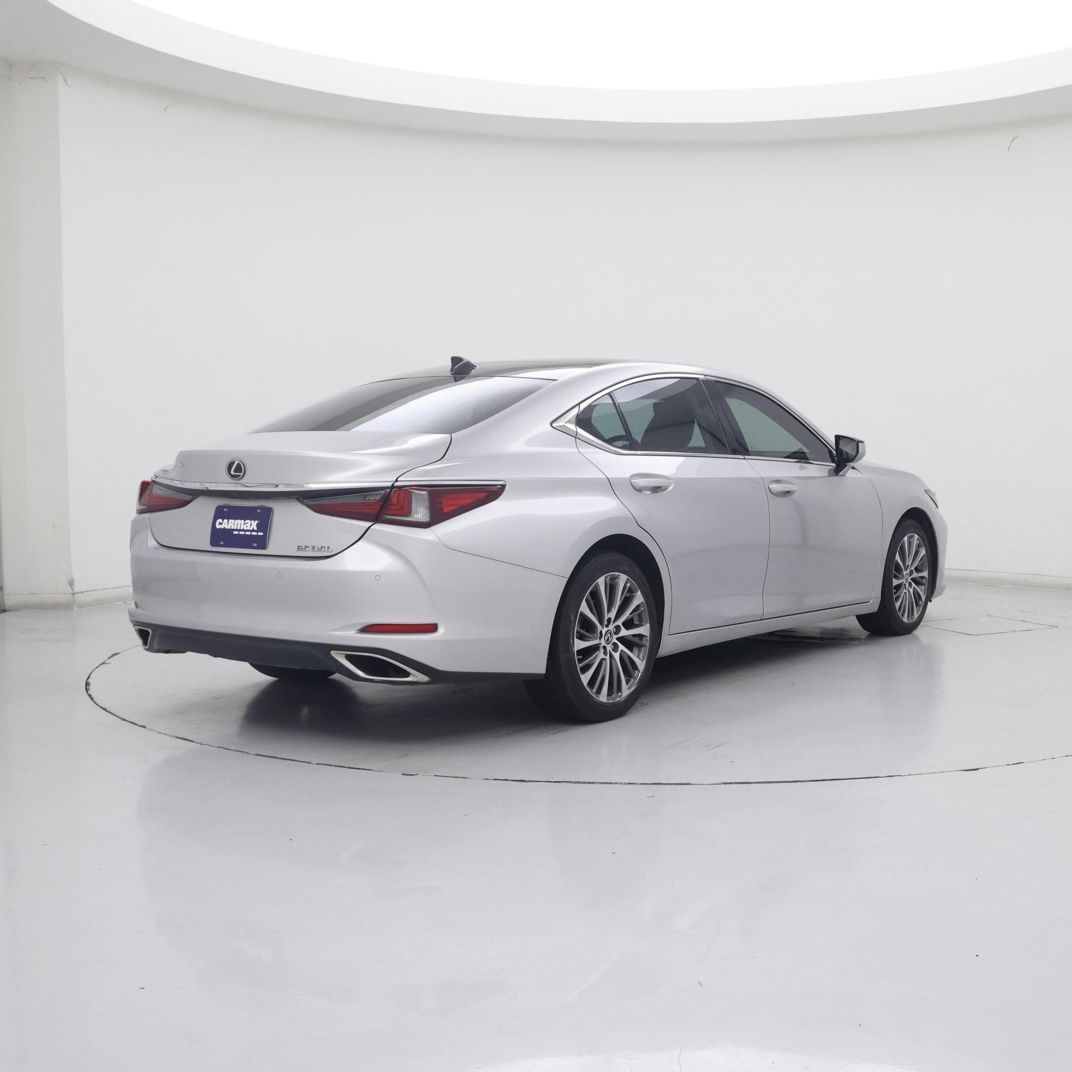 Thumbnail: 2019 Lexus ES - 8