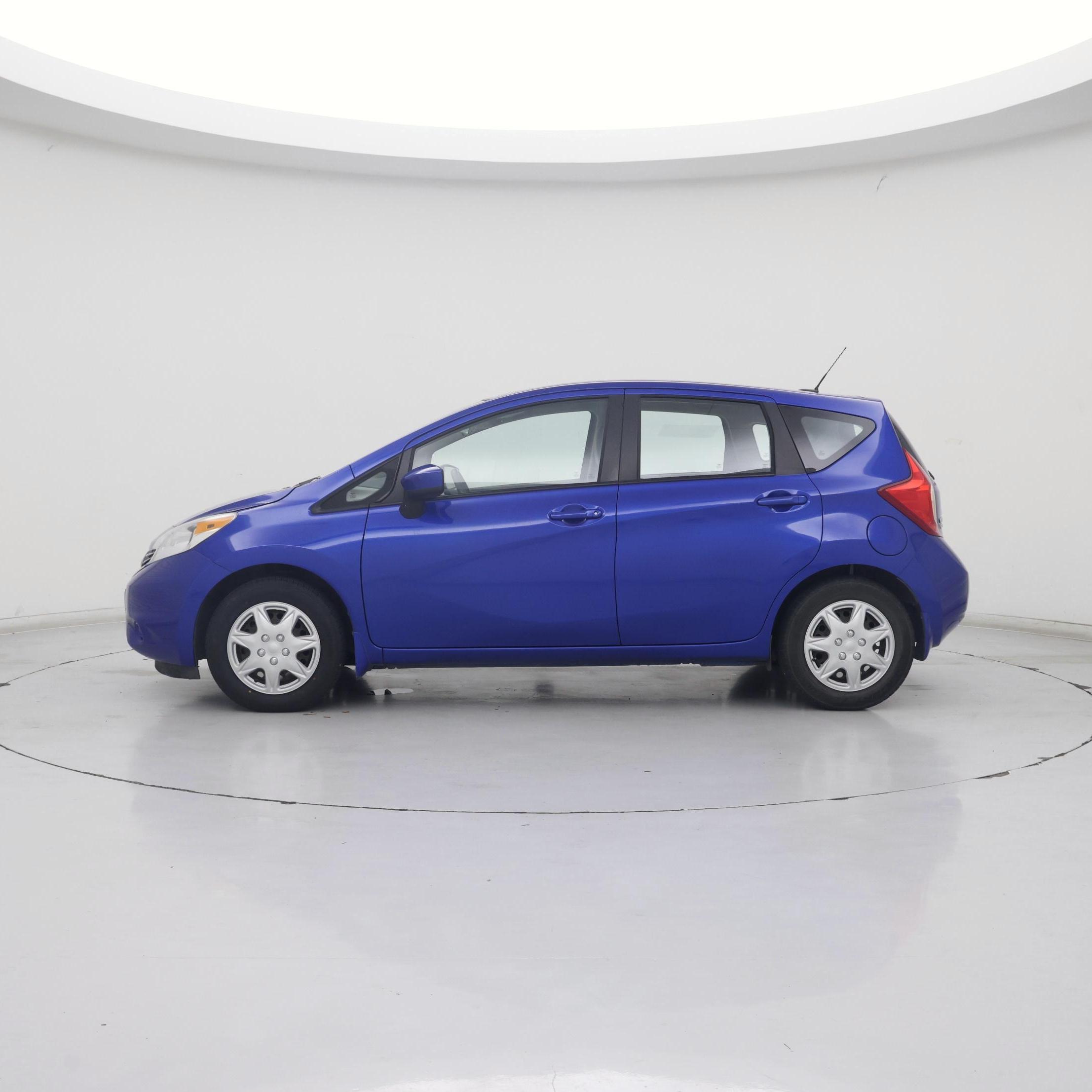 Thumbnail: 2015 Nissan Versa Note - 3