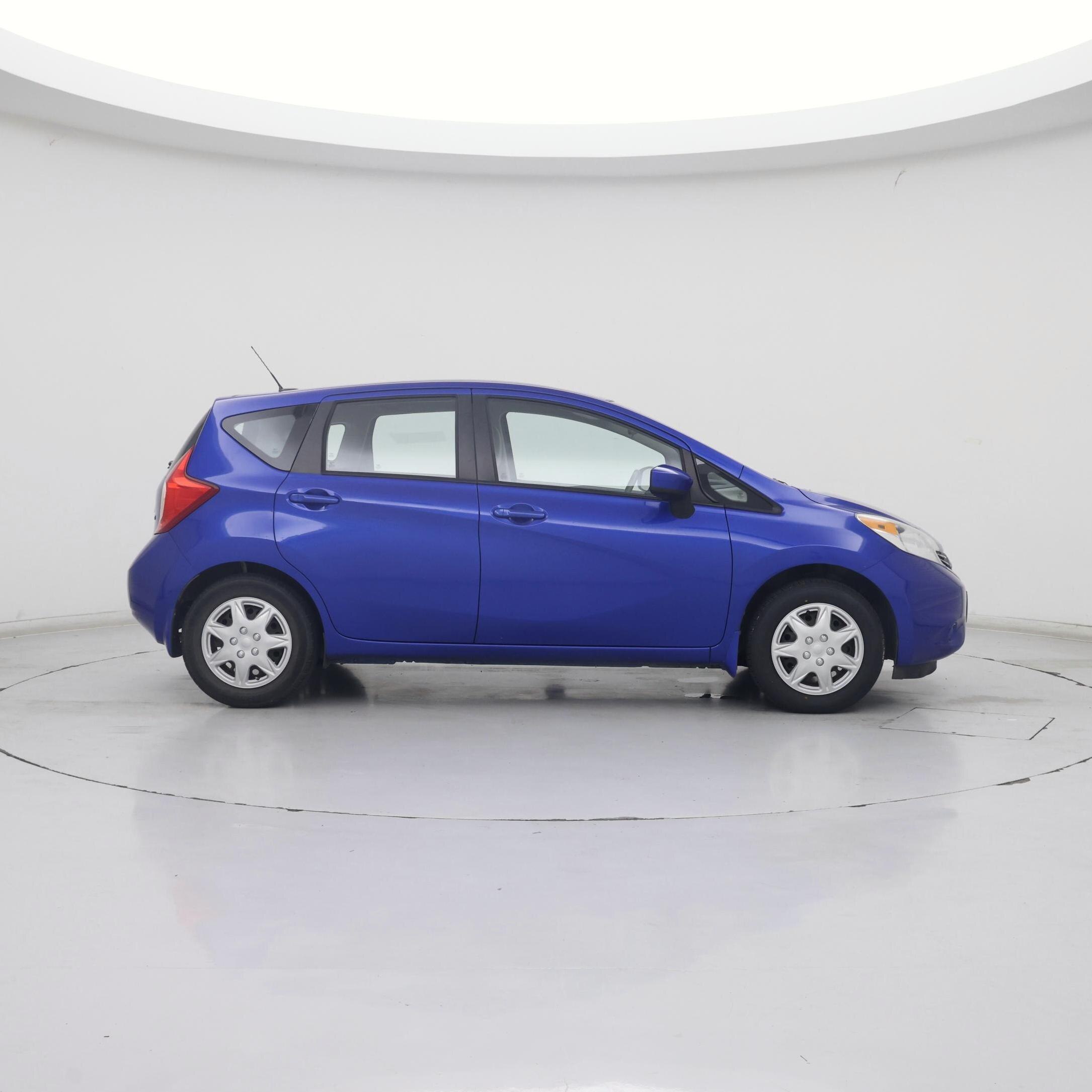 Thumbnail: 2015 Nissan Versa Note - 7