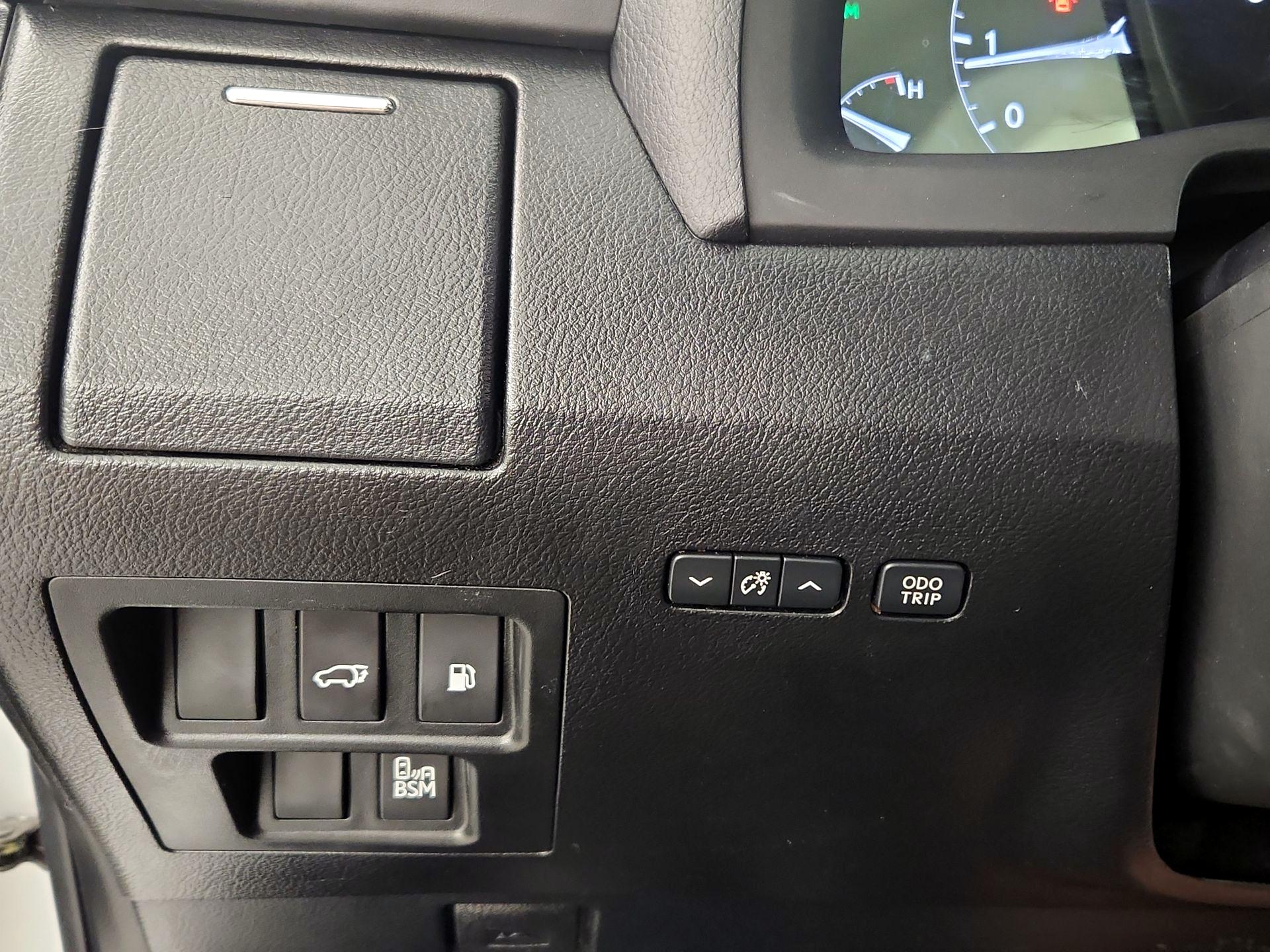 Thumbnail: 2014 Lexus RX - 13