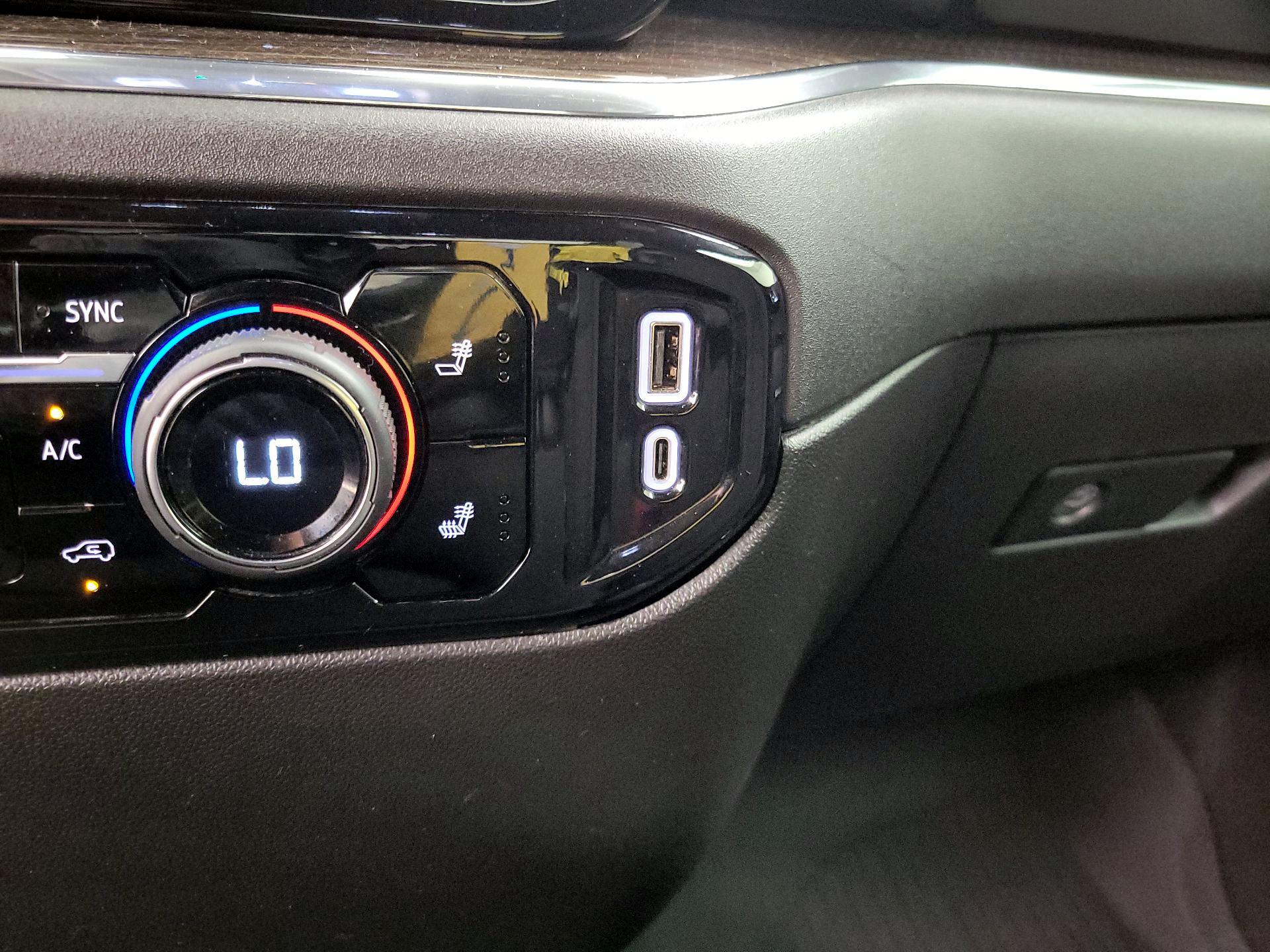 Thumbnail: 2024 Chevrolet Silverado 1500 - 18