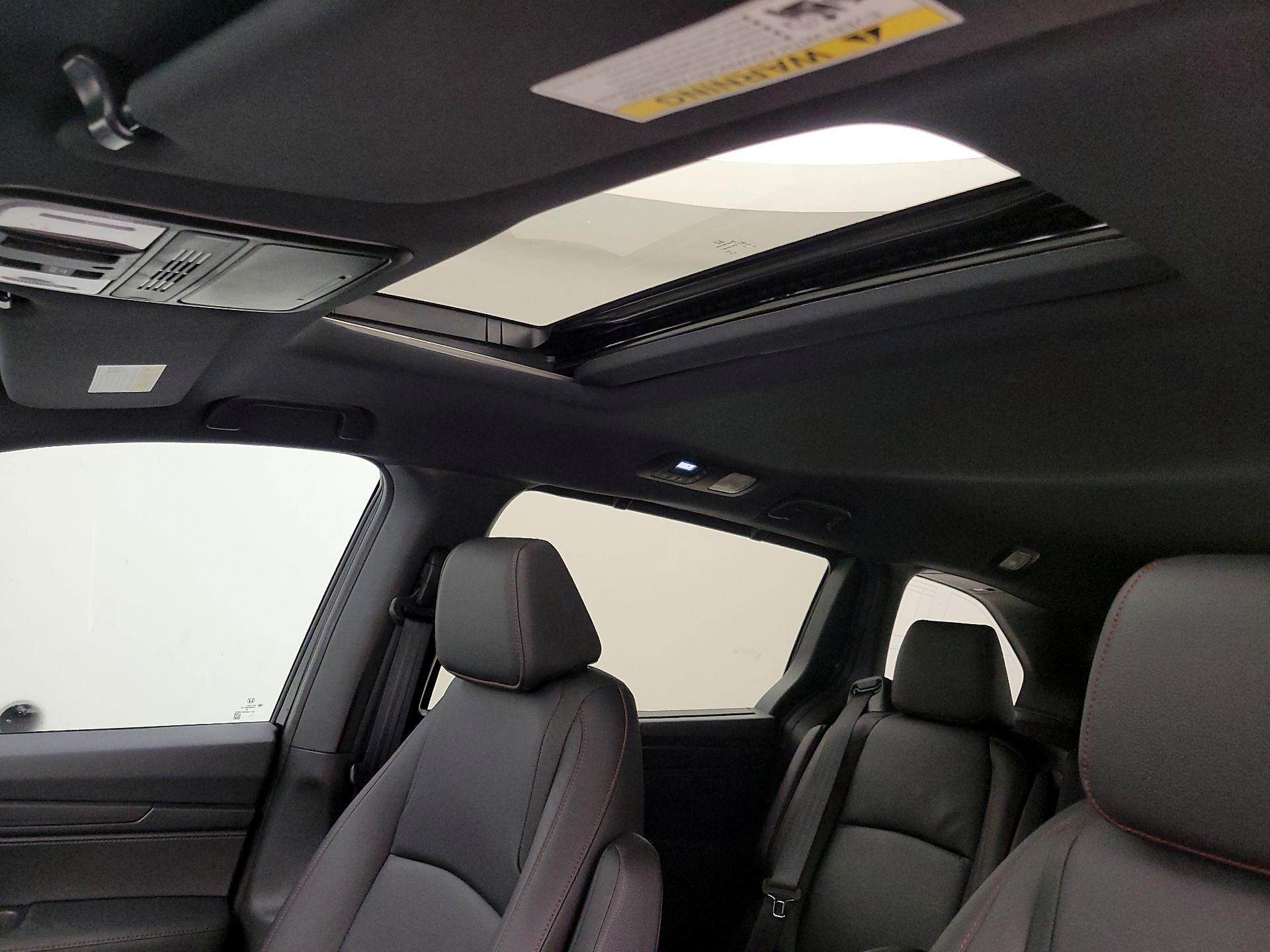 Thumbnail: 2024 Honda Odyssey - 19