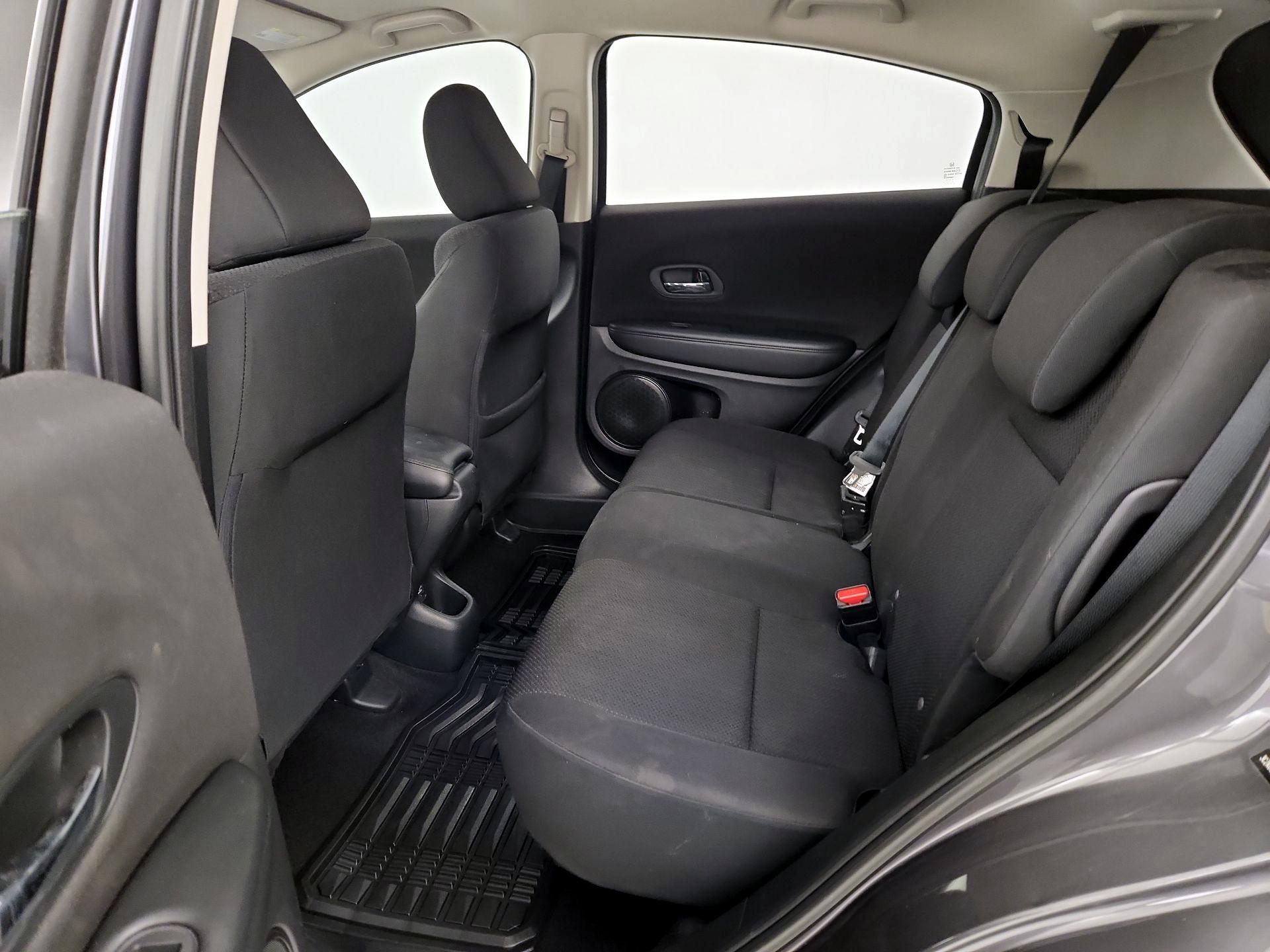 Thumbnail: 2018 Honda HR-V - 19