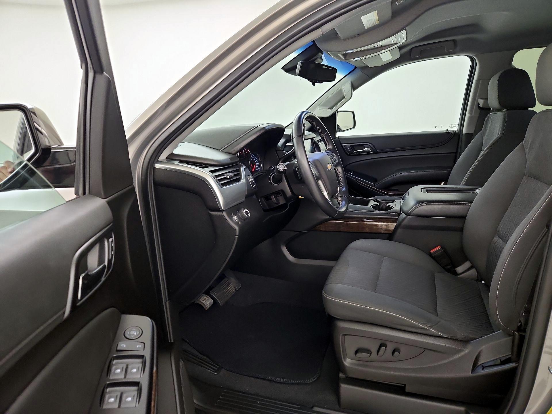 Thumbnail: 2019 Chevrolet Tahoe - 11