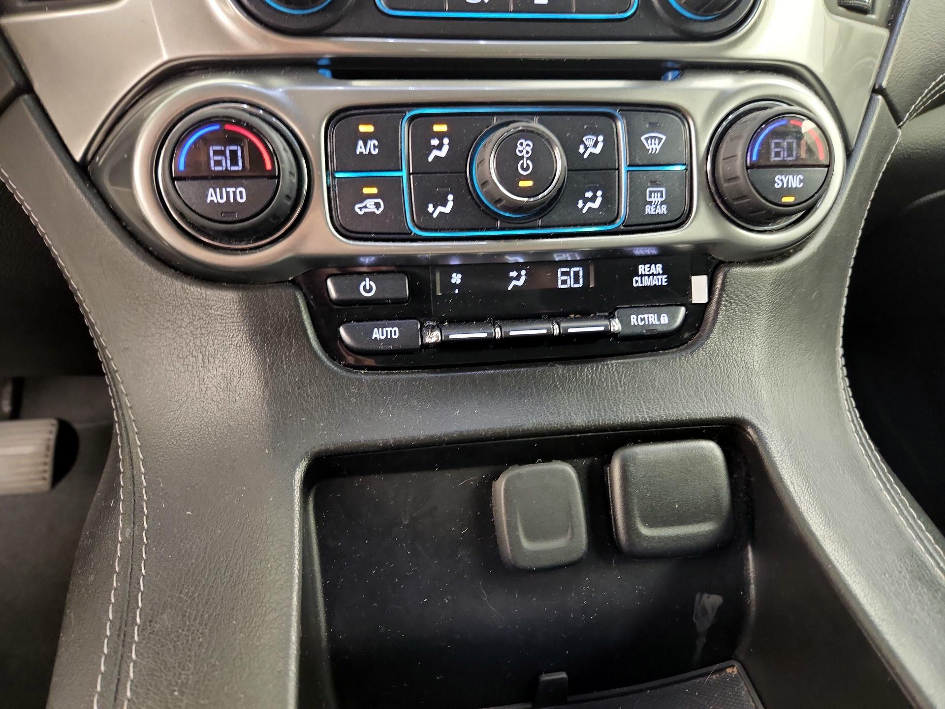 Thumbnail: 2019 Chevrolet Tahoe - 16