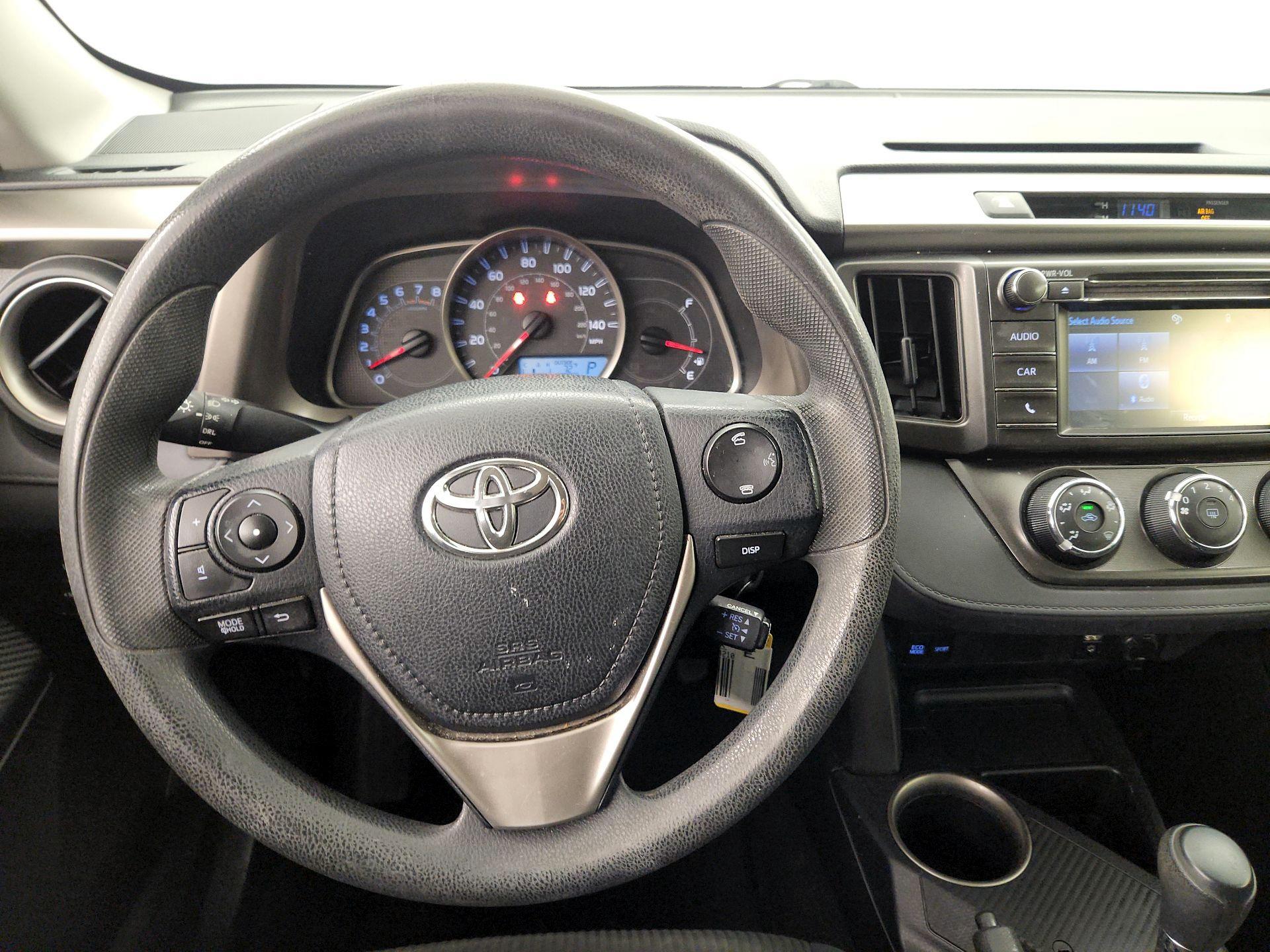 Thumbnail: 2014 Toyota RAV4 - 10