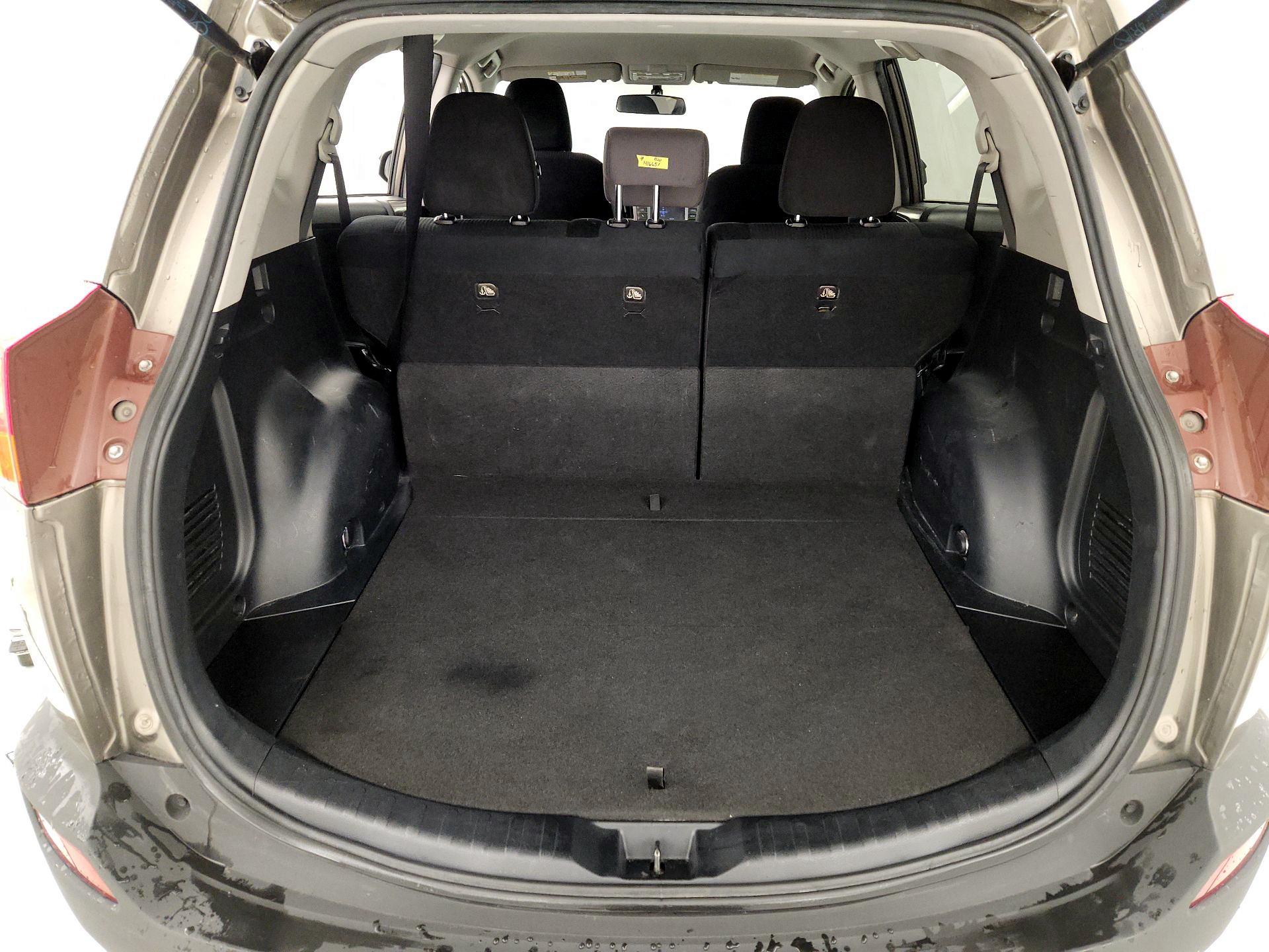 Thumbnail: 2014 Toyota RAV4 - 20