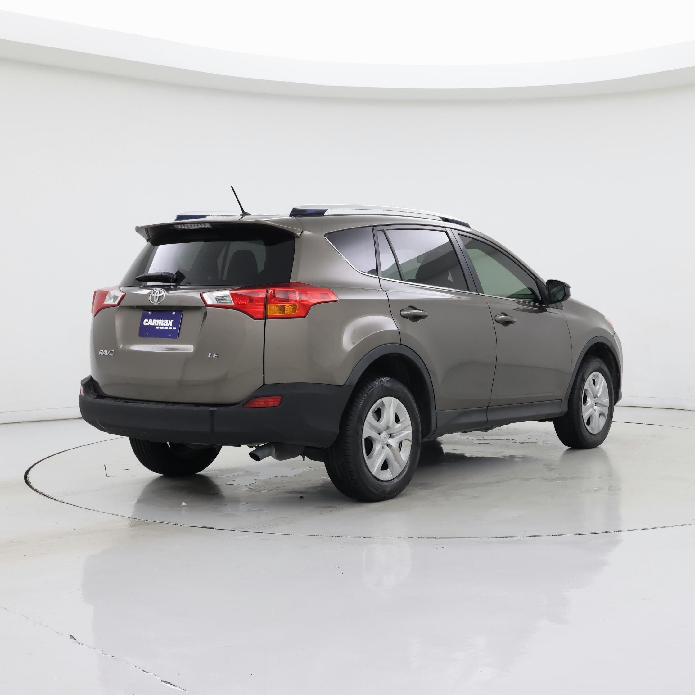 Thumbnail: 2014 Toyota RAV4 - 8