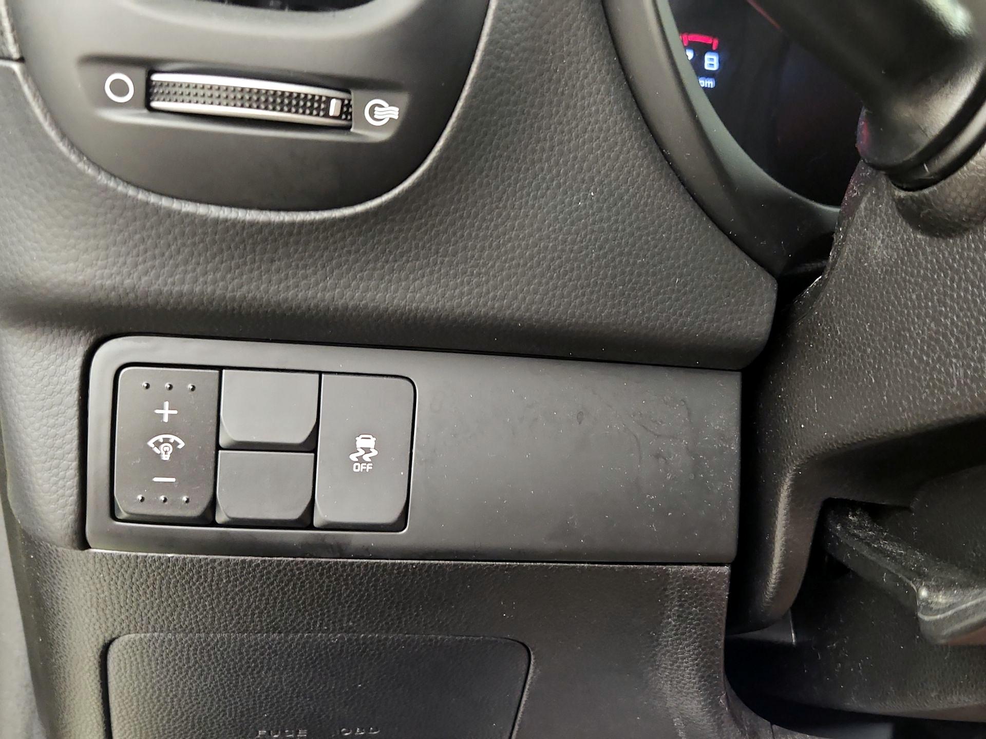 Thumbnail: 2018 Kia Soul - 14