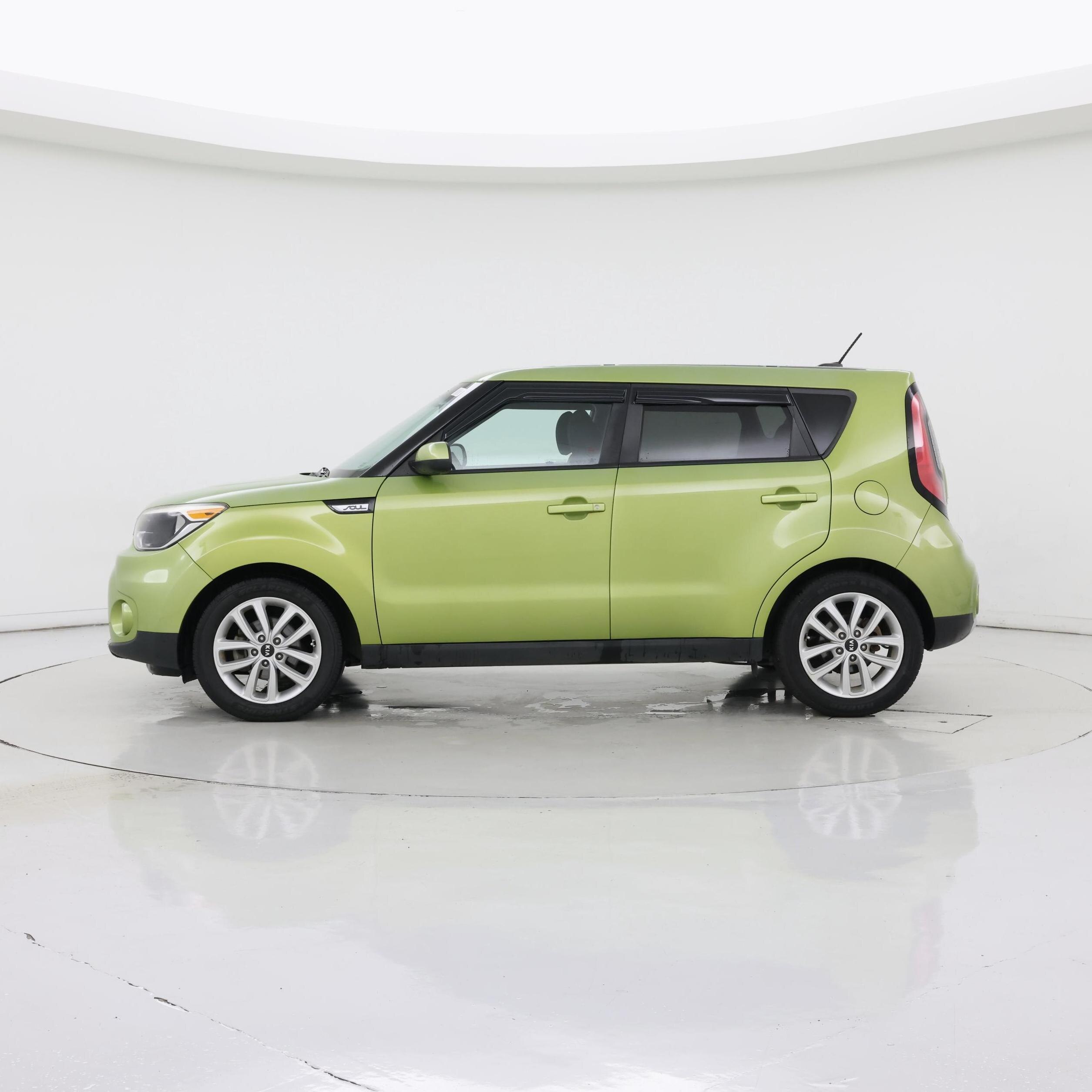 Thumbnail: 2018 Kia Soul - 3