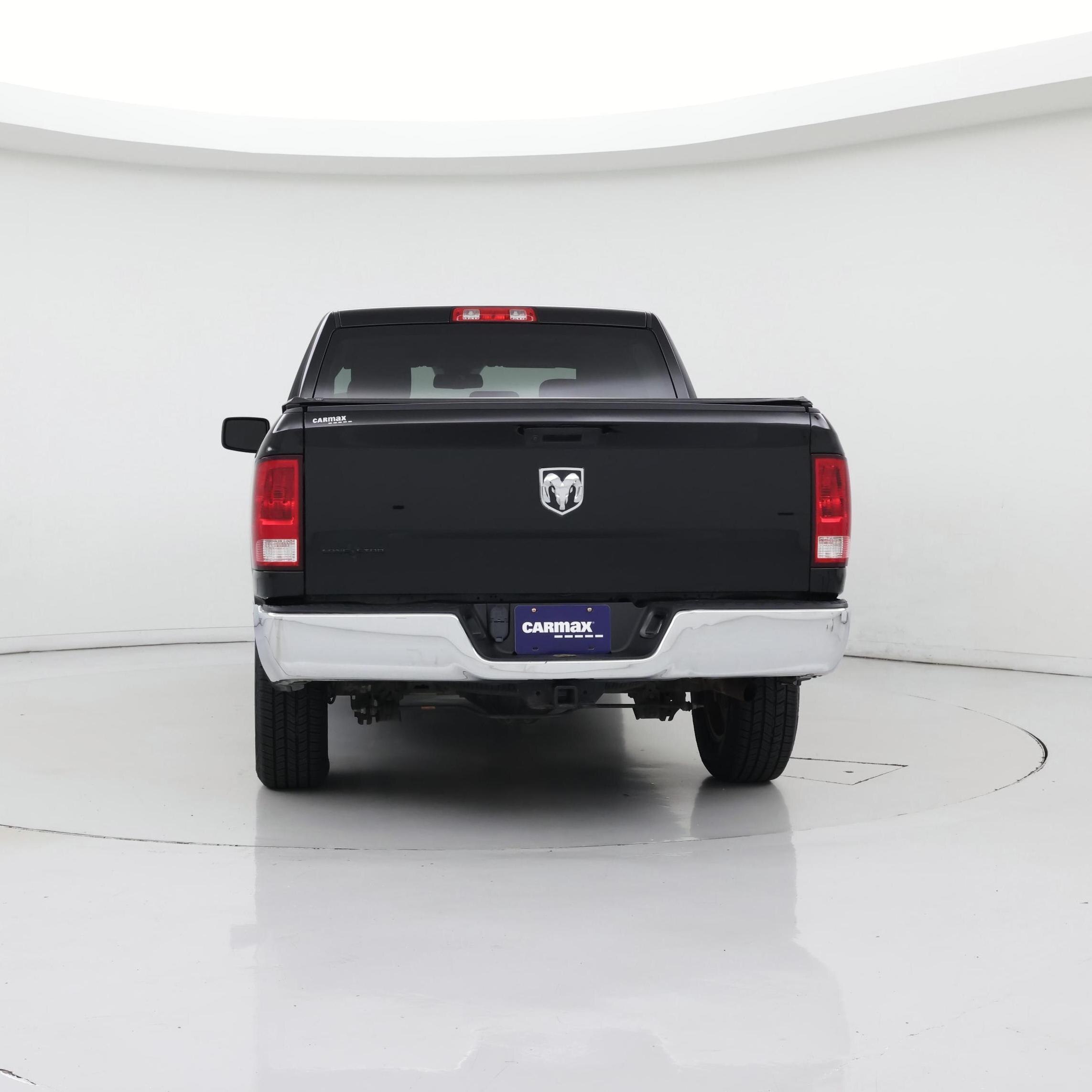 Thumbnail: 2019 RAM 1500 Classic - 6