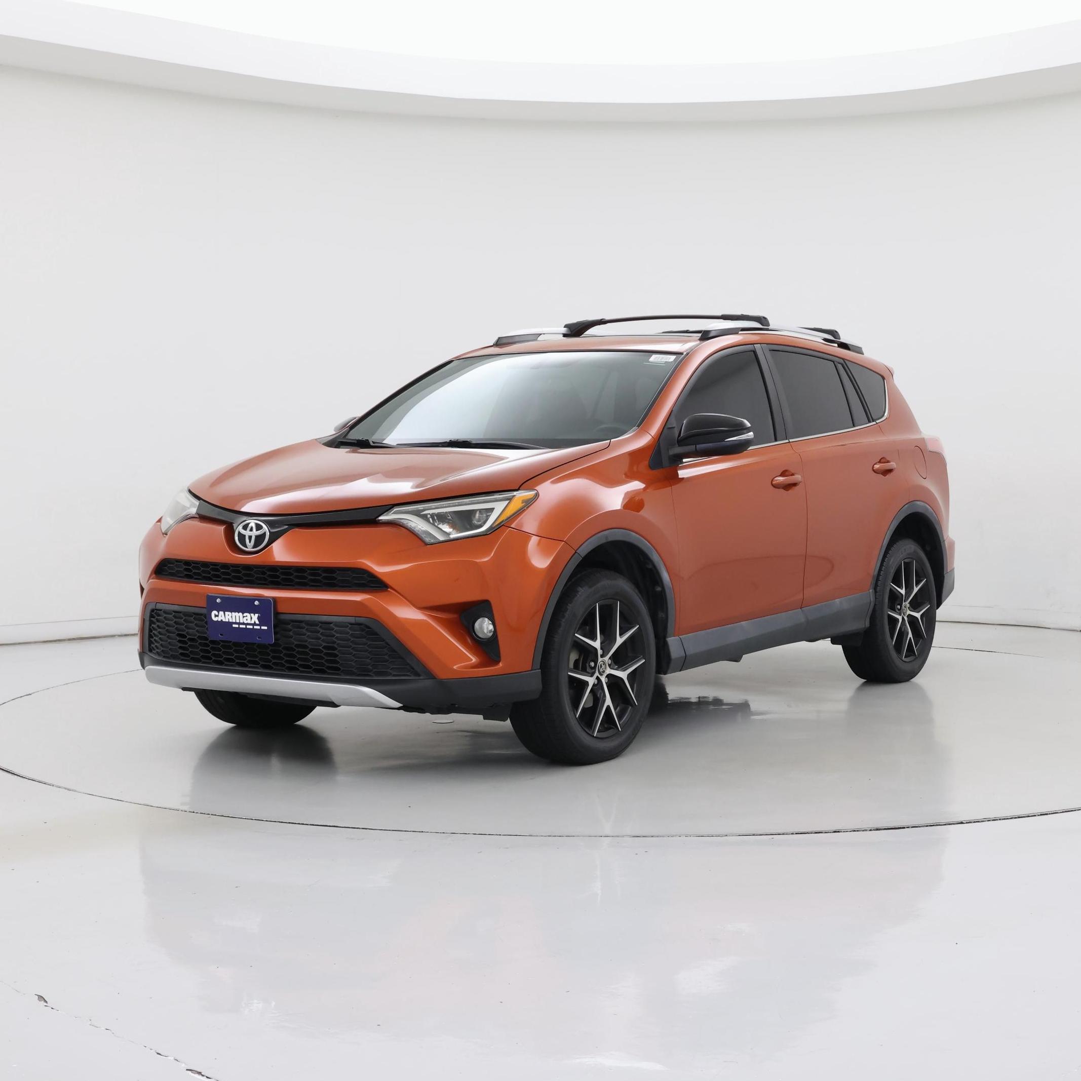 Thumbnail: 2016 Toyota RAV4 - 4