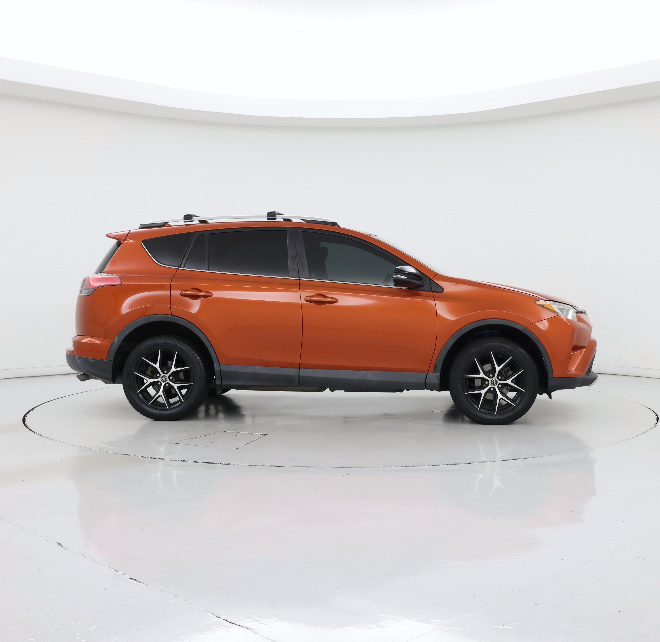 Thumbnail: 2016 Toyota RAV4 - 7