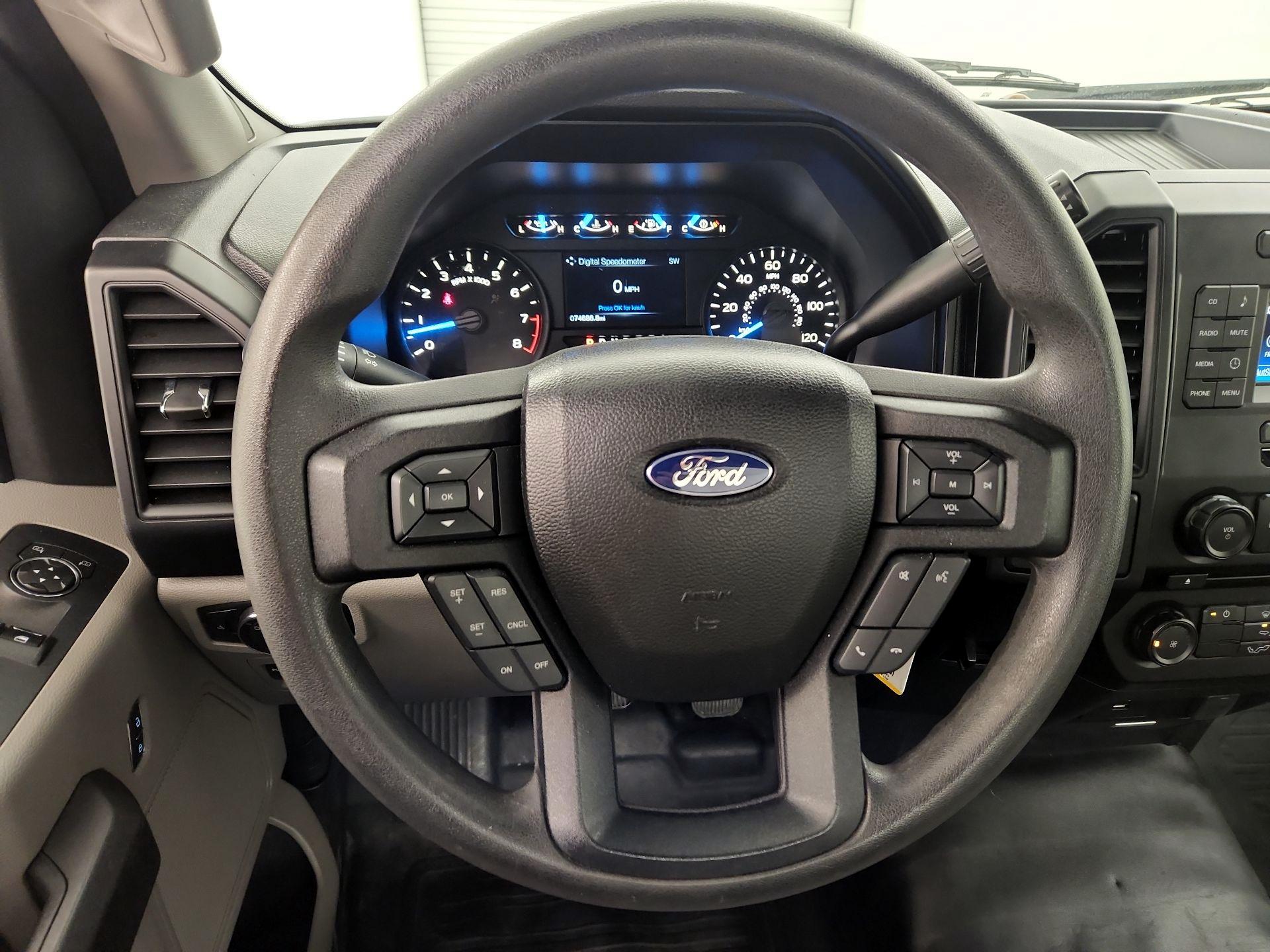 Thumbnail: 2016 Ford F-150 - 10