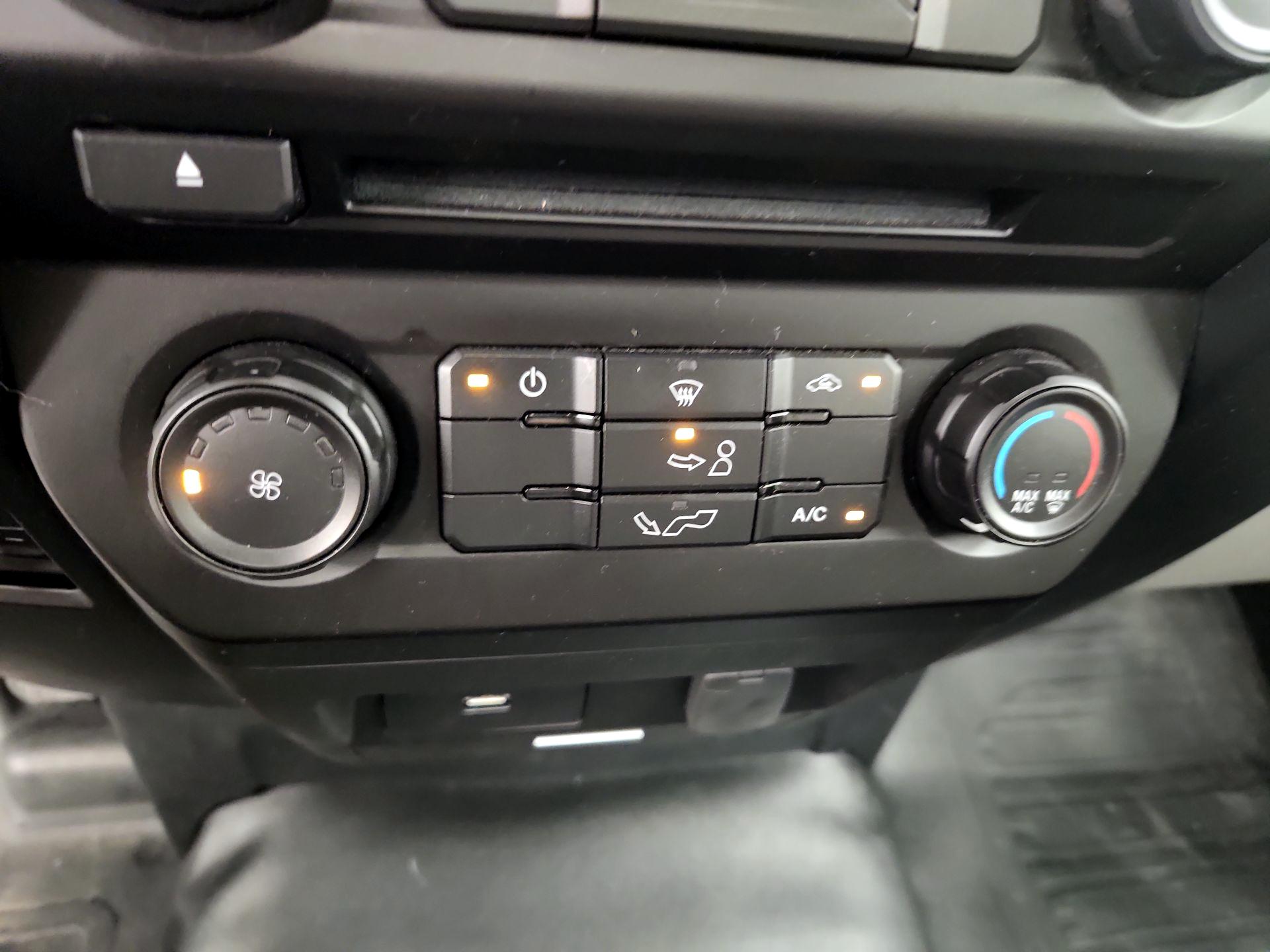 Thumbnail: 2016 Ford F-150 - 15