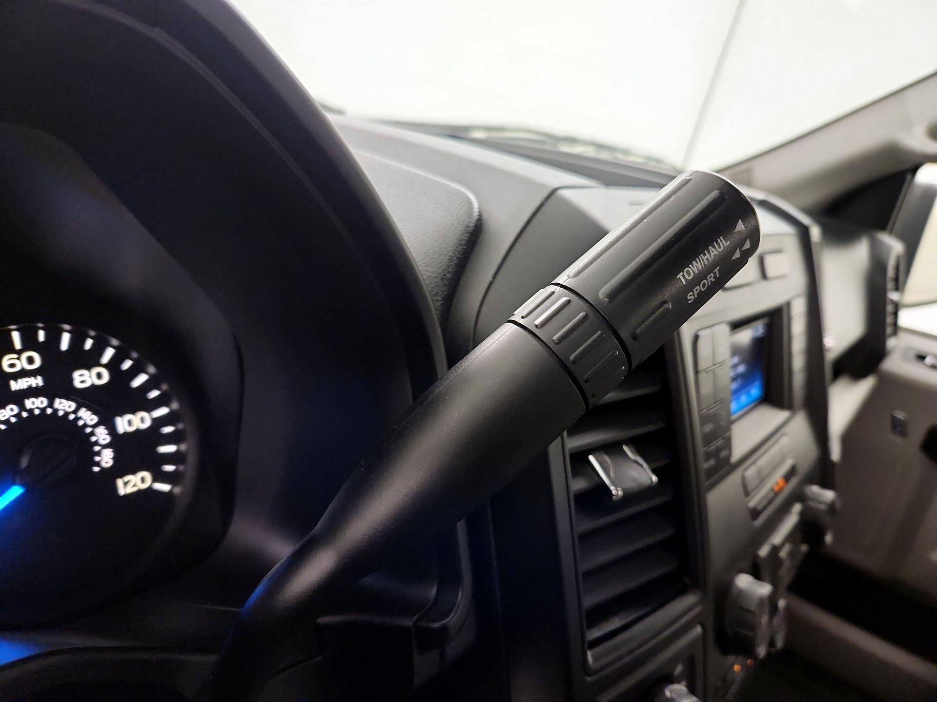 Thumbnail: 2016 Ford F-150 - 16