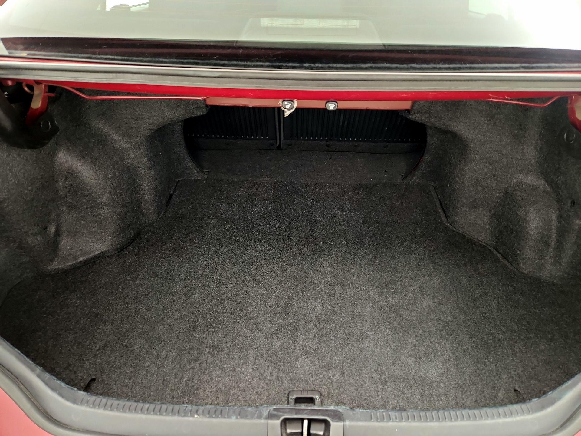 Thumbnail: 2015 Toyota Camry - 20