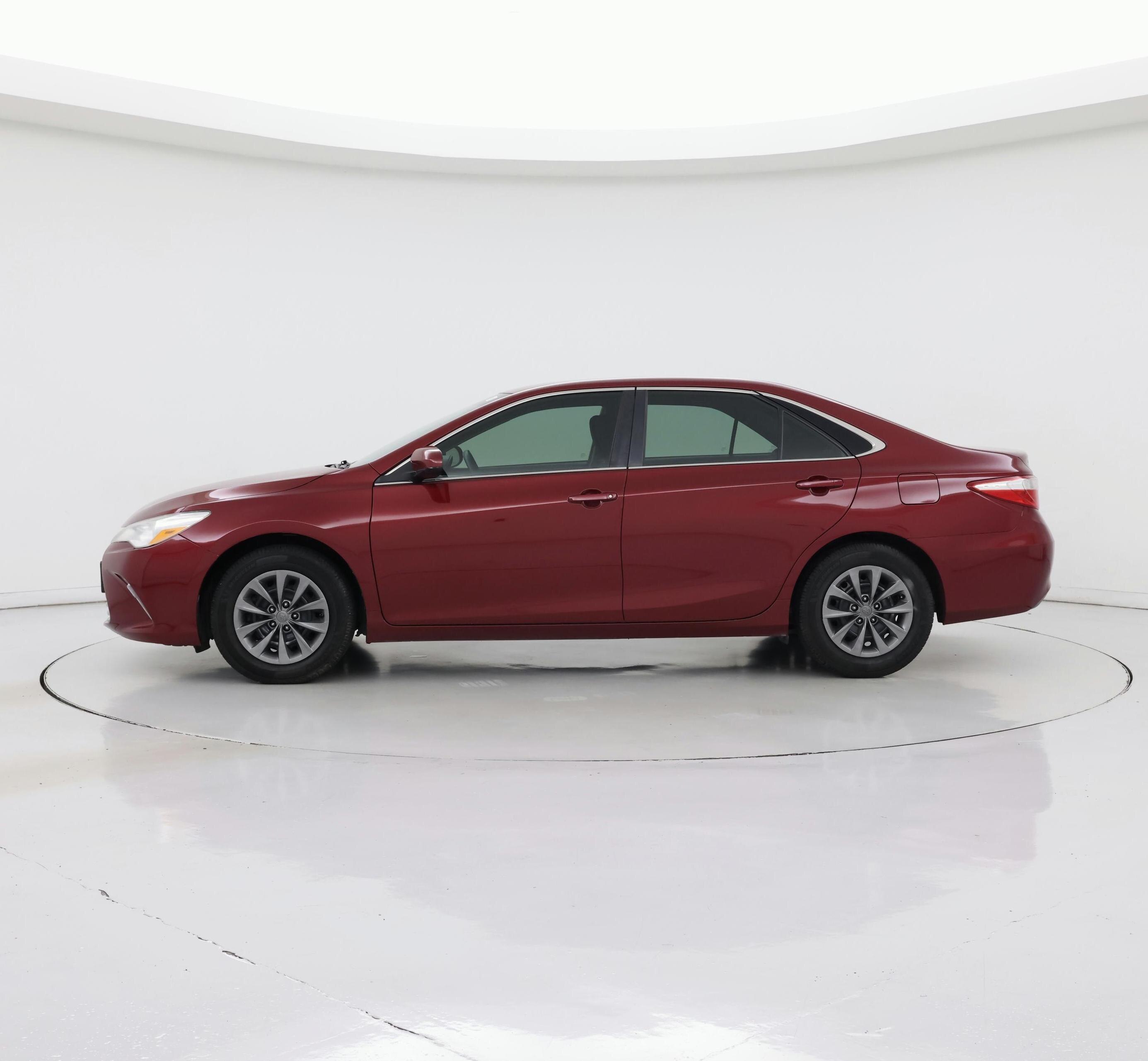 Thumbnail: 2015 Toyota Camry - 3
