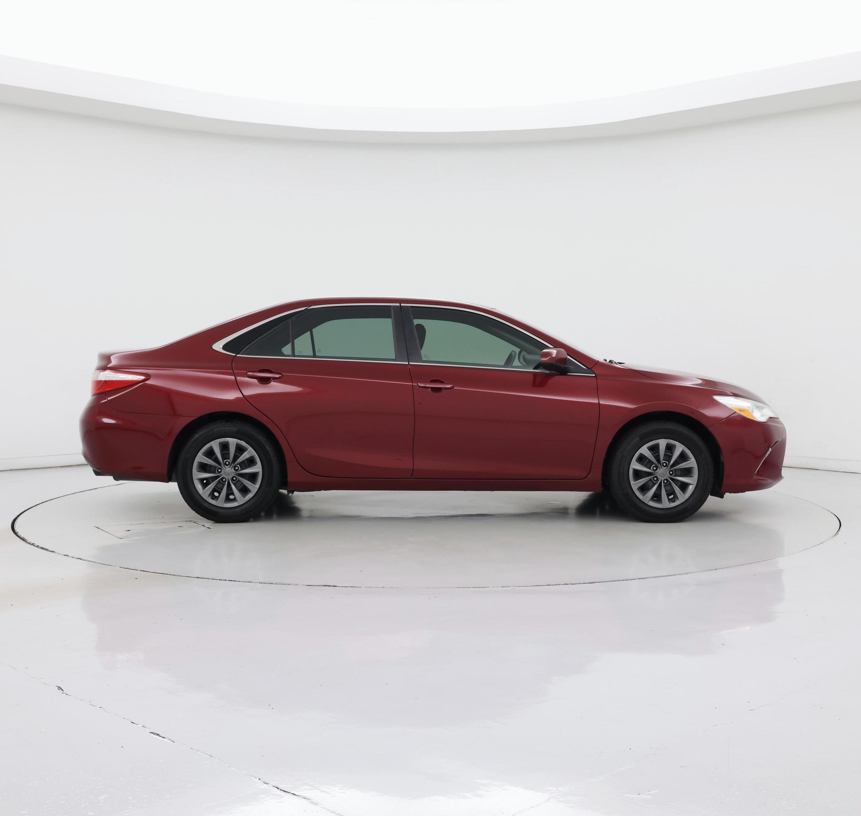 Thumbnail: 2015 Toyota Camry - 7