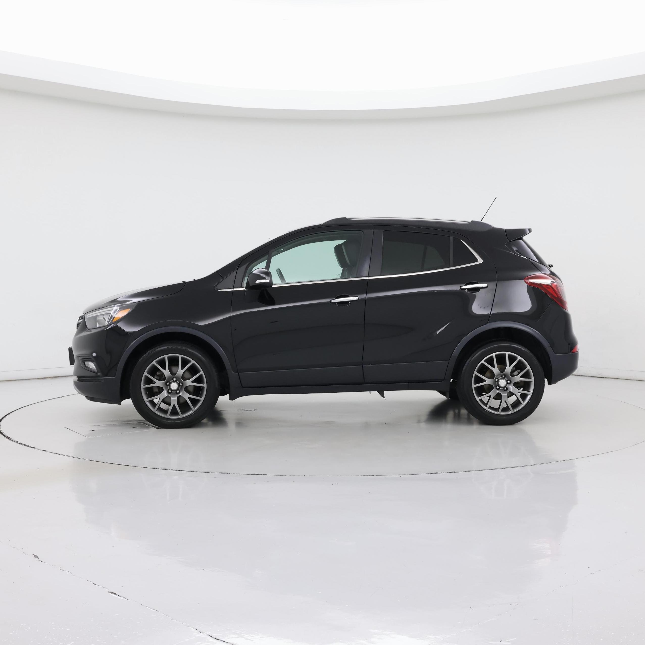 Thumbnail: 2019 Buick Encore - 3