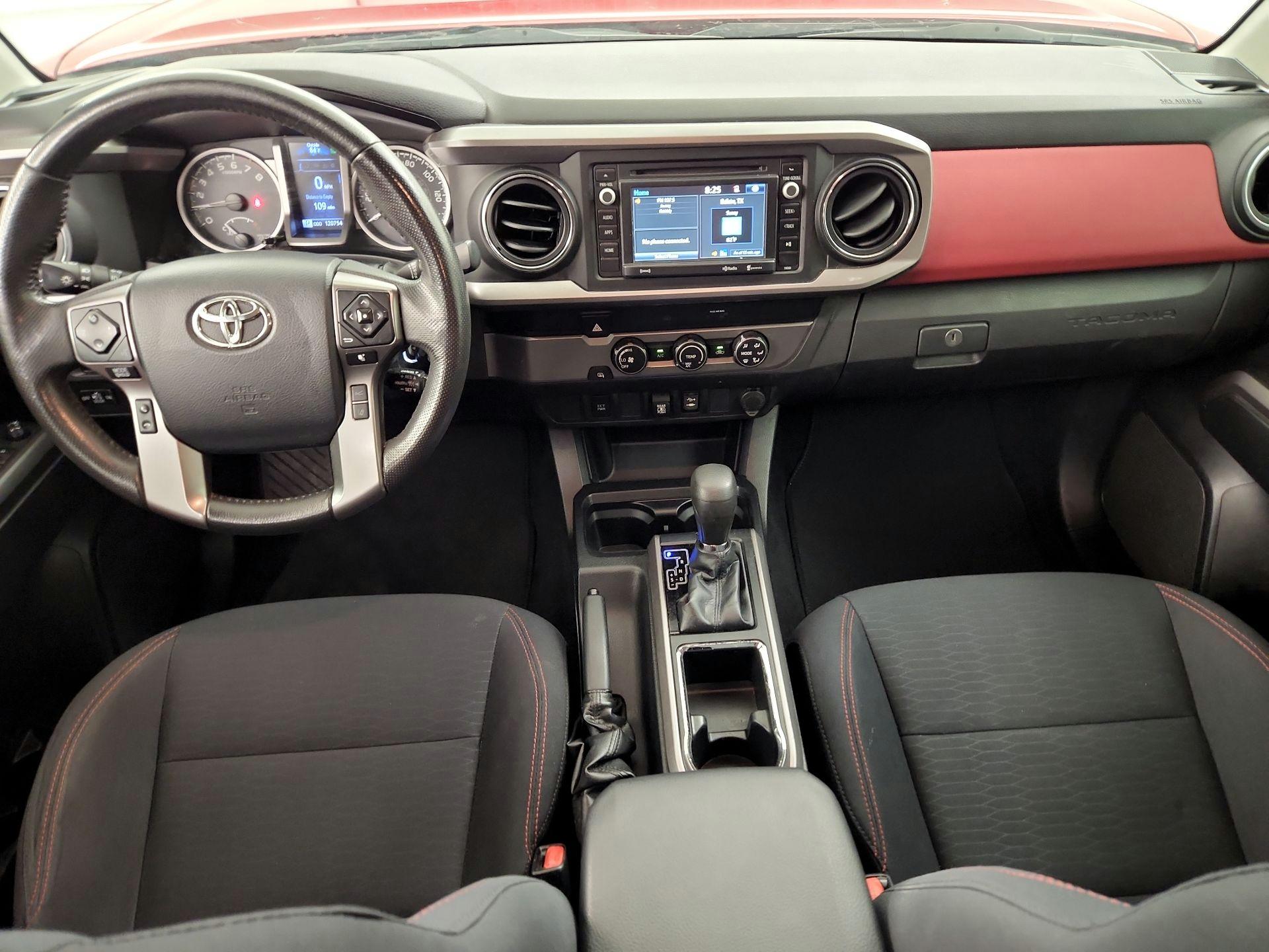 Thumbnail: 2019 Toyota Tacoma - 9