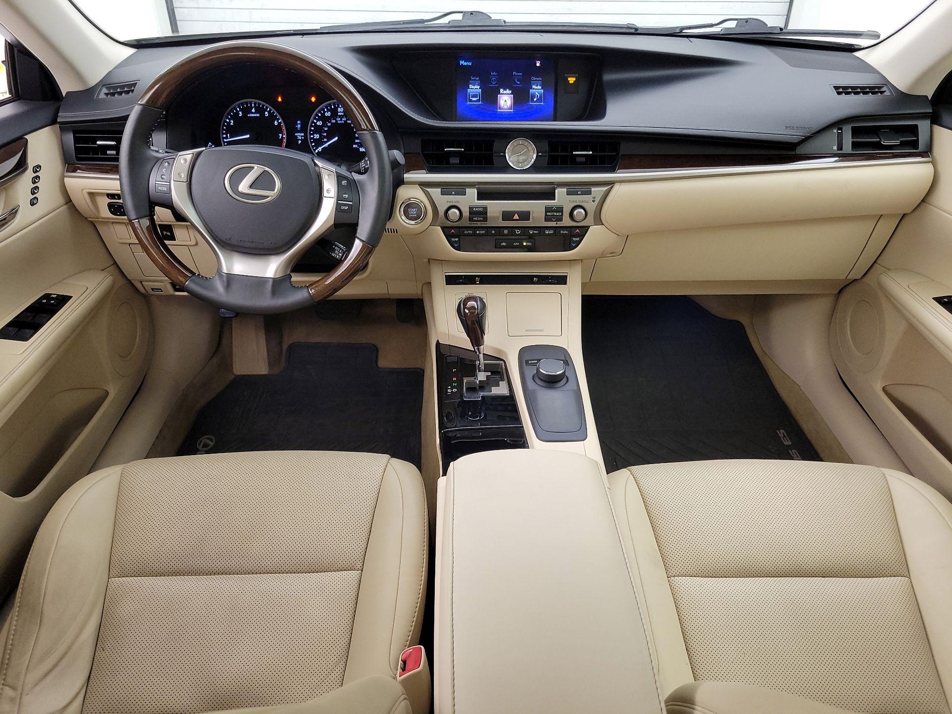 Thumbnail: 2015 Lexus ES - 9