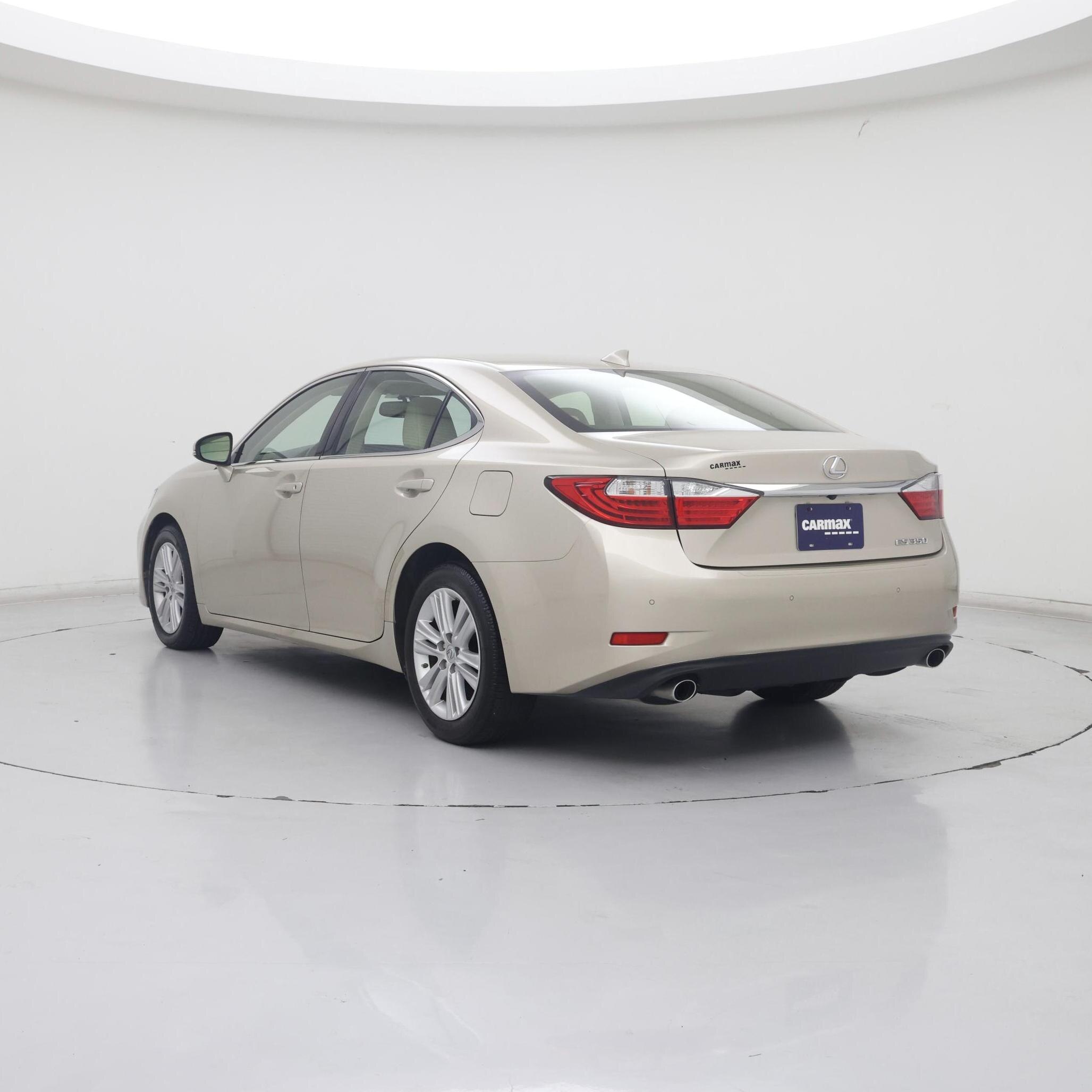 Thumbnail: 2015 Lexus ES - 2