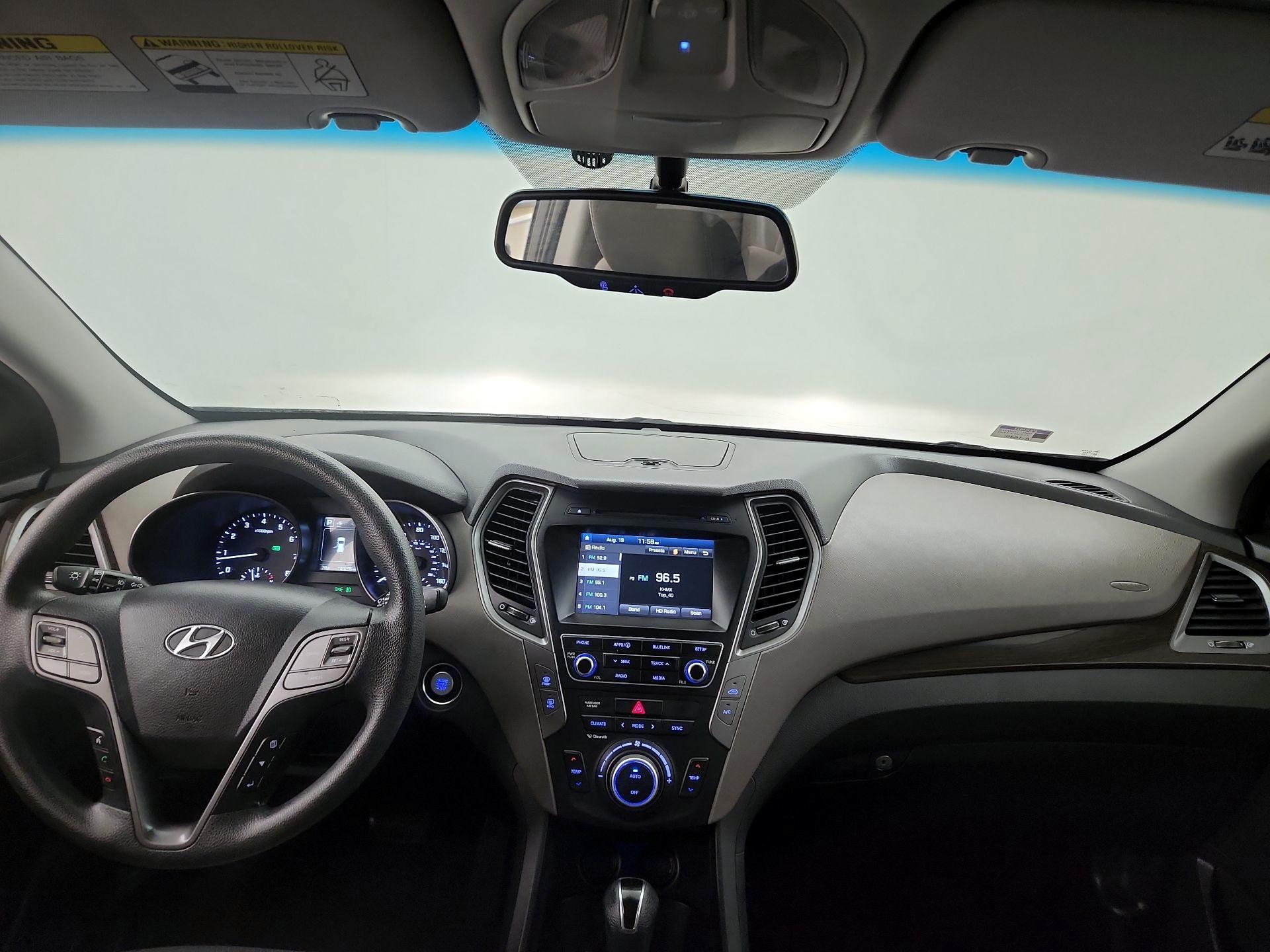 Thumbnail: 2018 Hyundai Santa Fe - 9