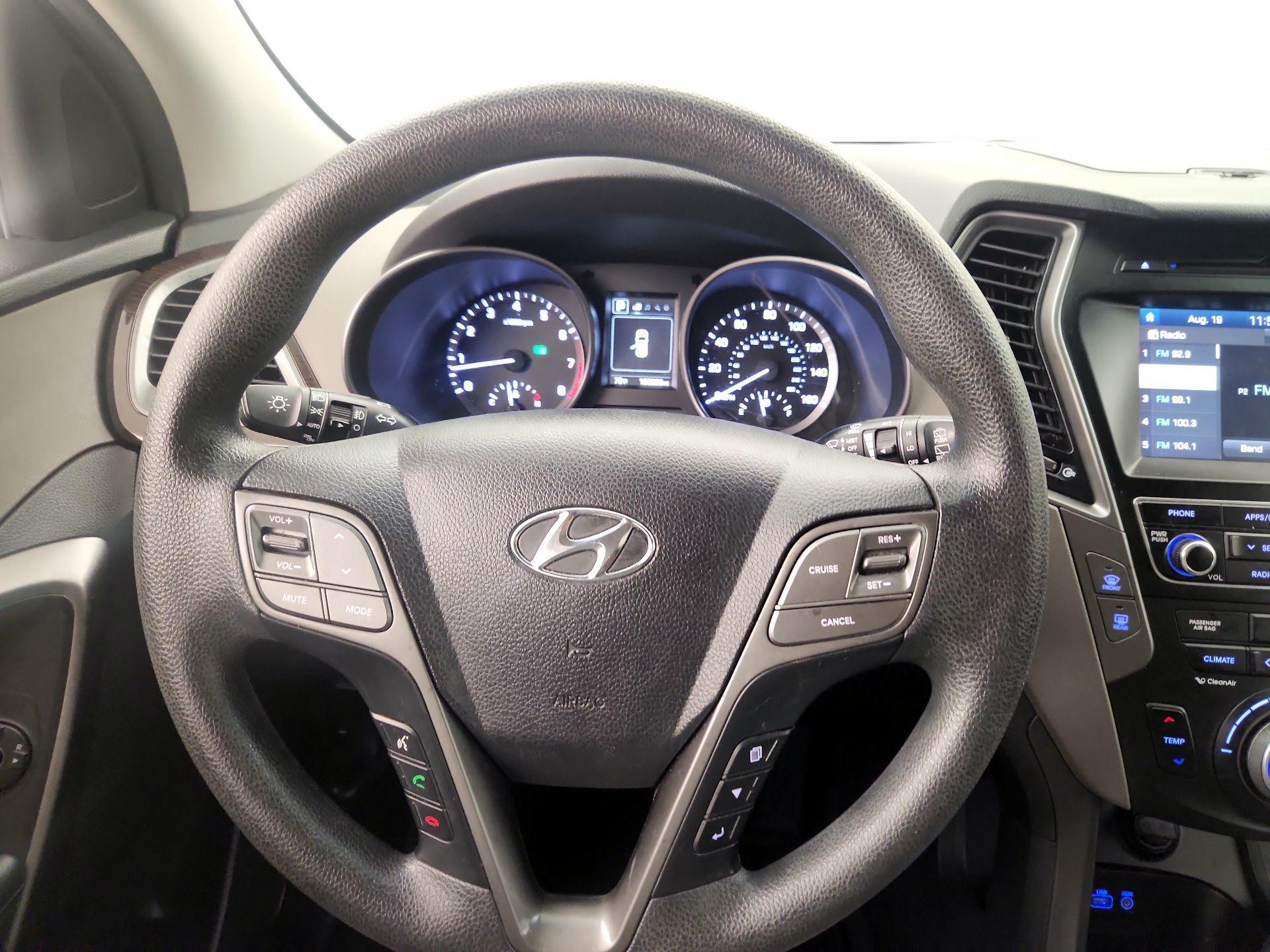 Thumbnail: 2018 Hyundai Santa Fe - 10