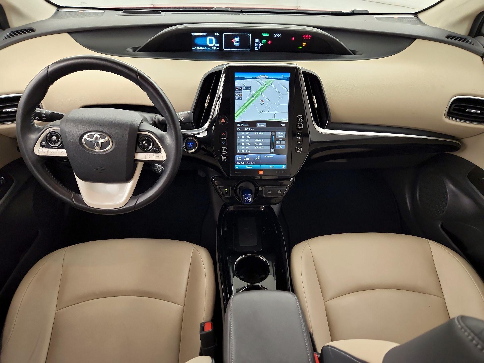 Thumbnail: 2018 Toyota Prius - 9