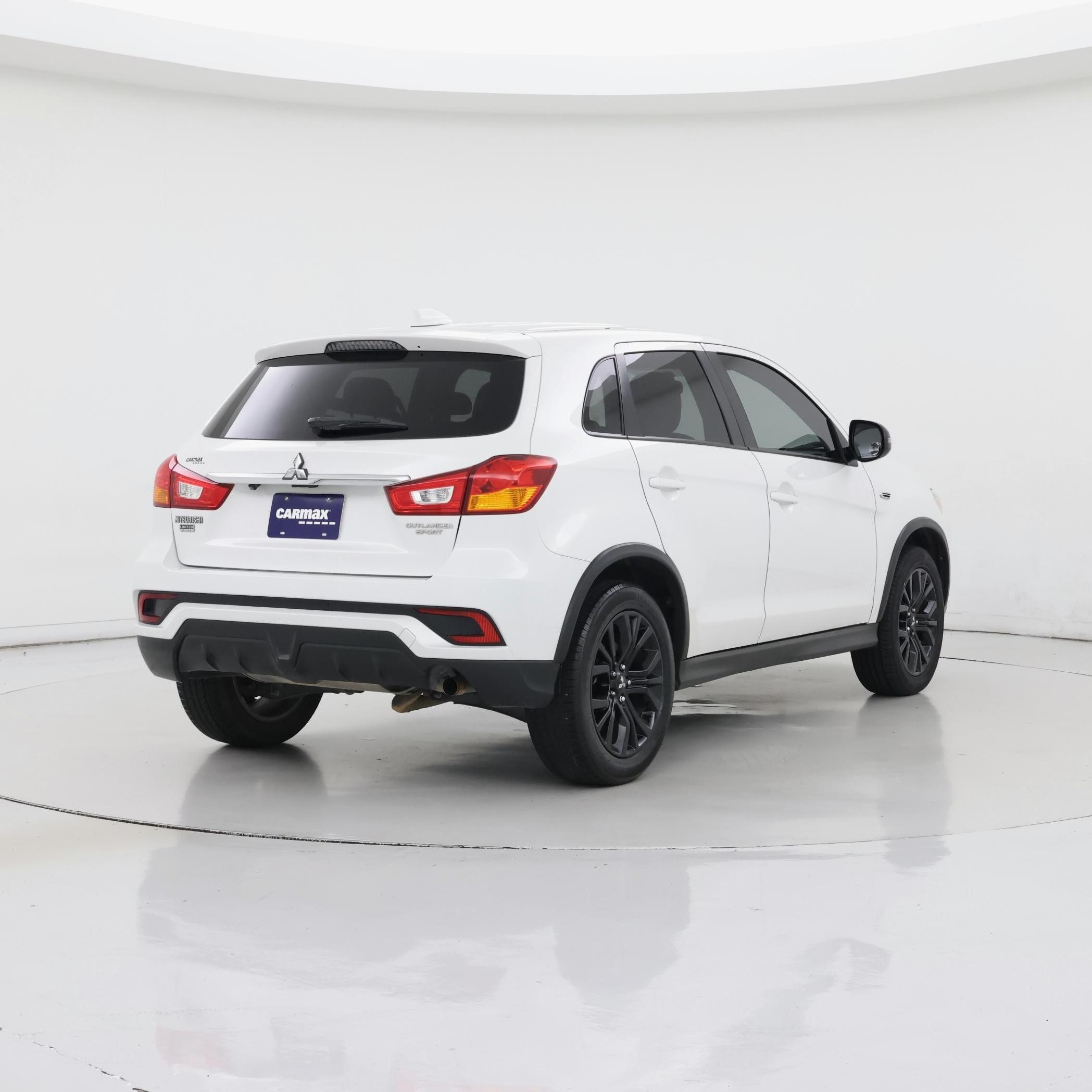 Thumbnail: 2018 Mitsubishi Outlander Sport - 8