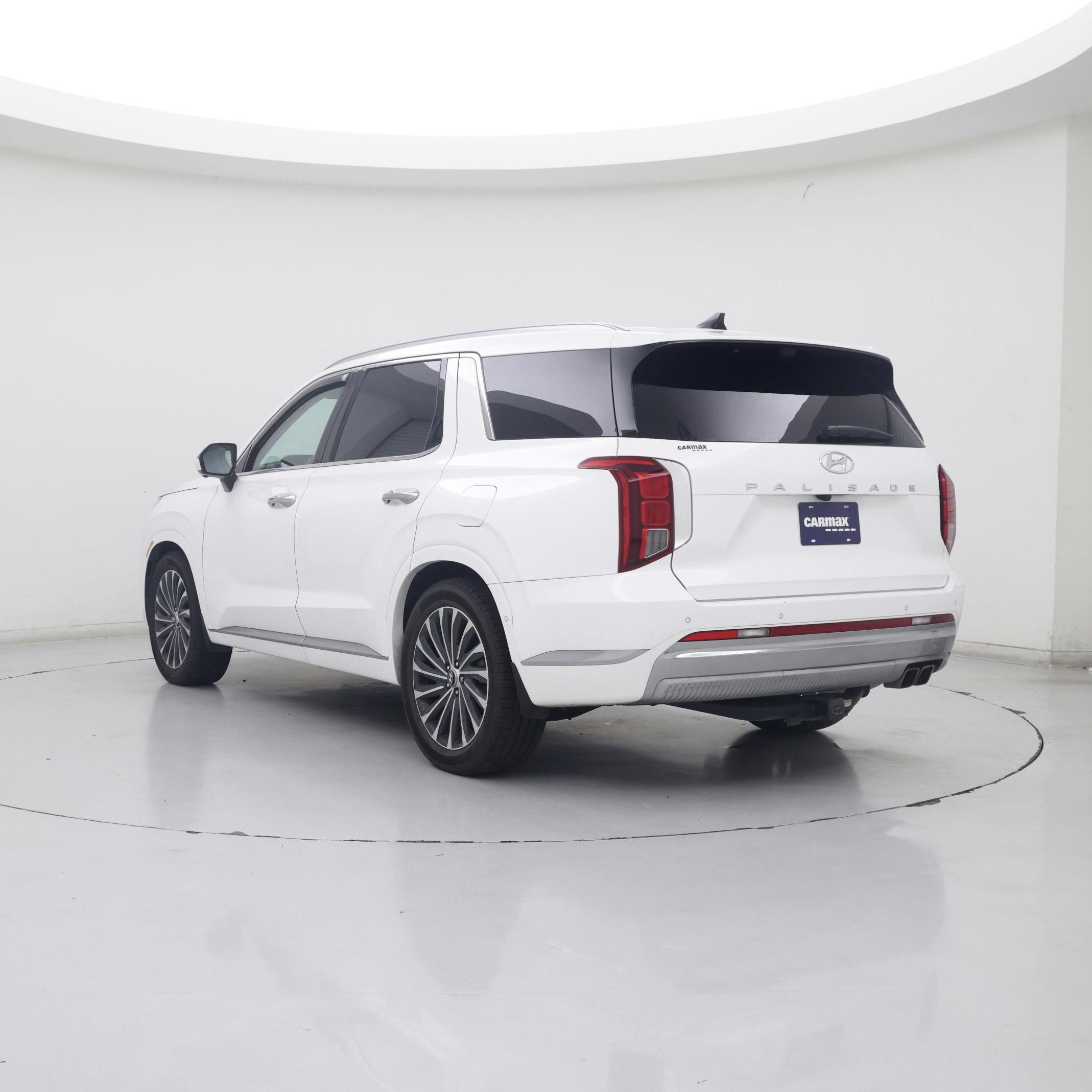 Thumbnail: 2023 Hyundai Palisade - 2