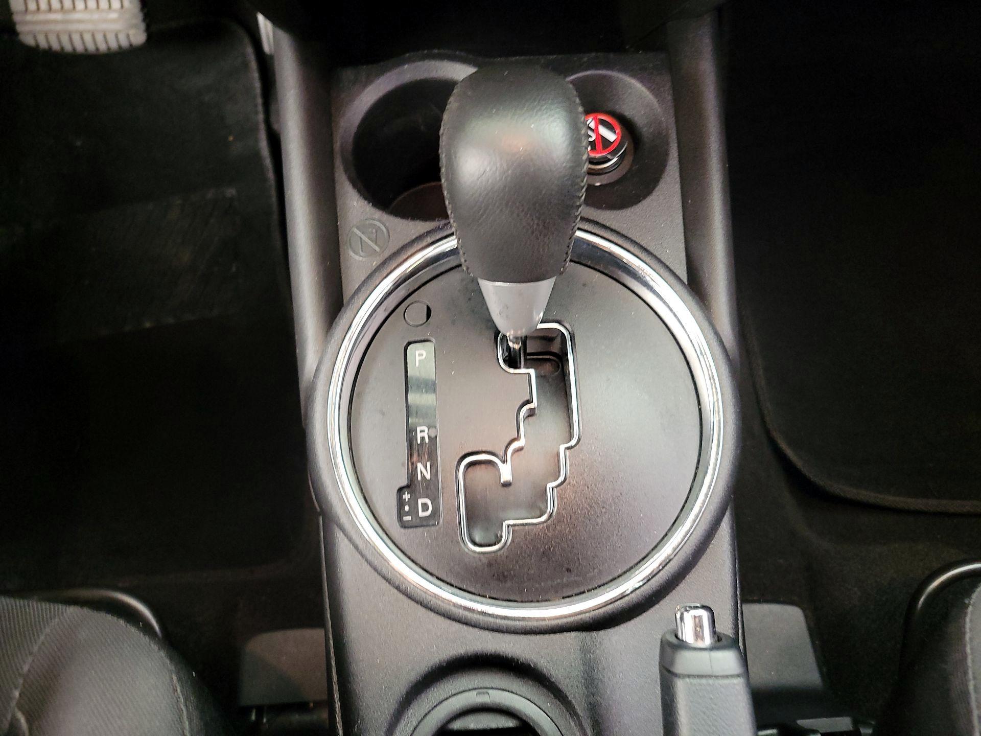 Thumbnail: 2015 Mitsubishi Outlander Sport - 17