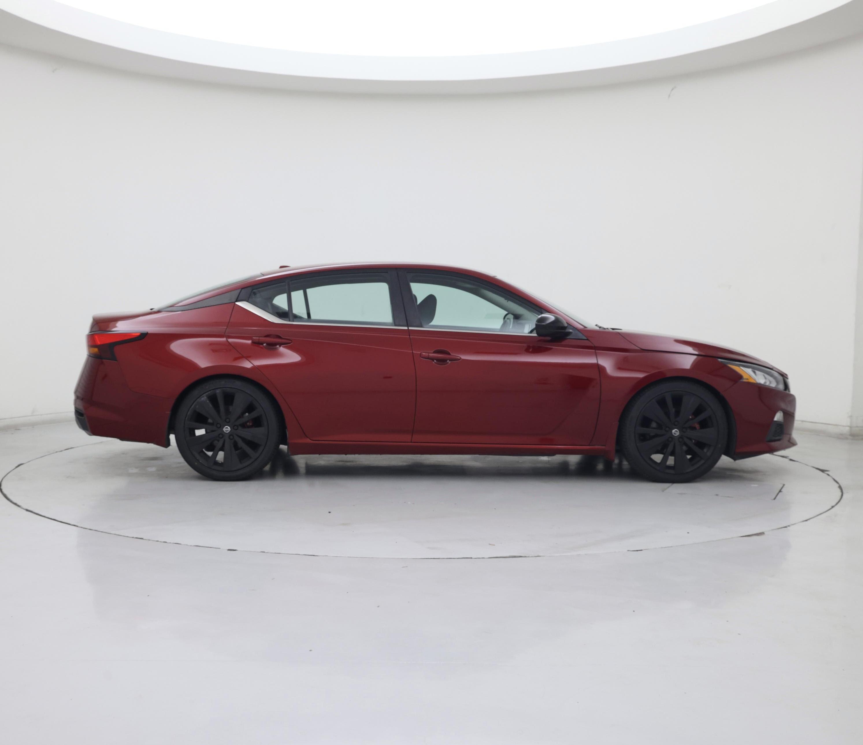 Thumbnail: 2020 Nissan Altima - 7