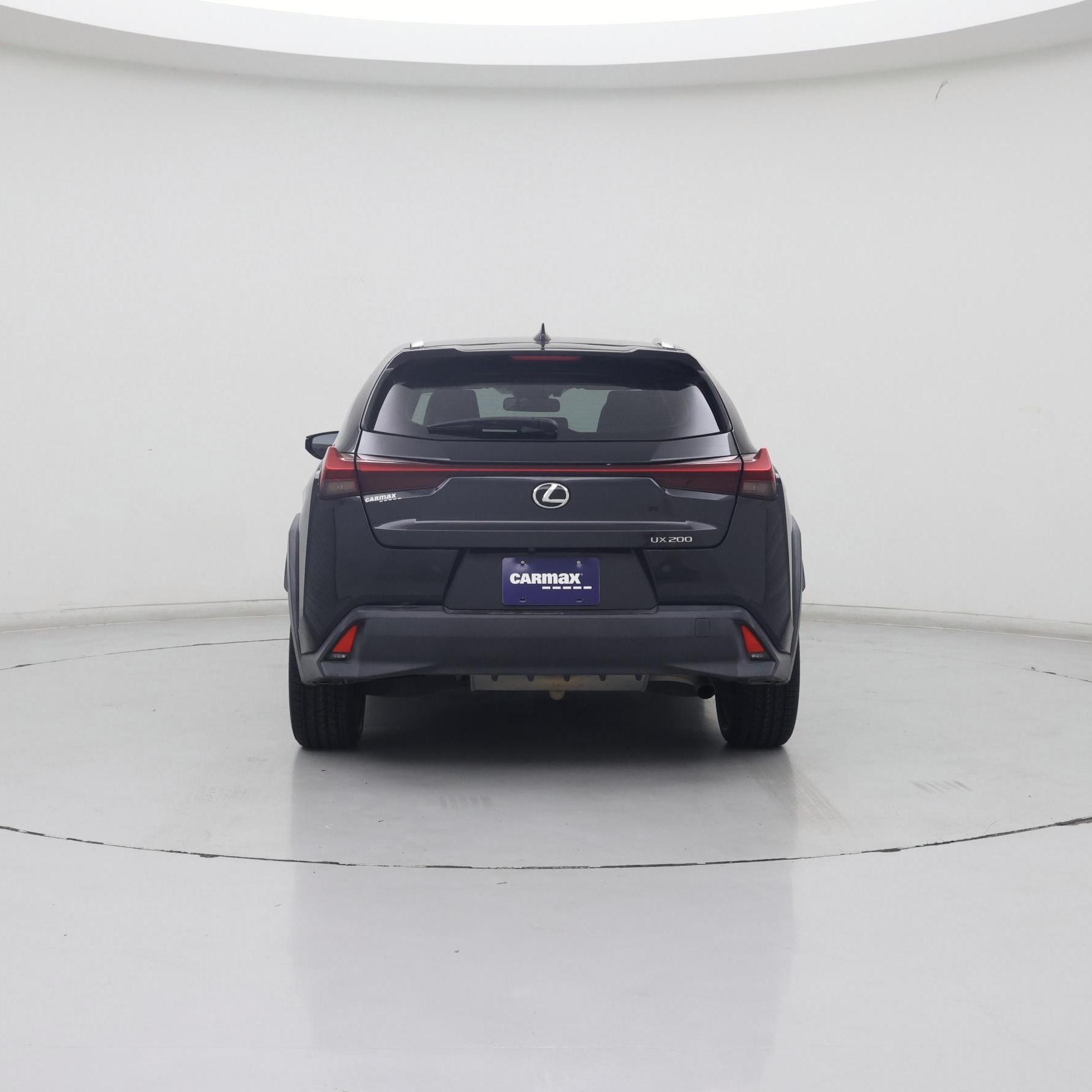 Thumbnail: 2020 Lexus UX - 6