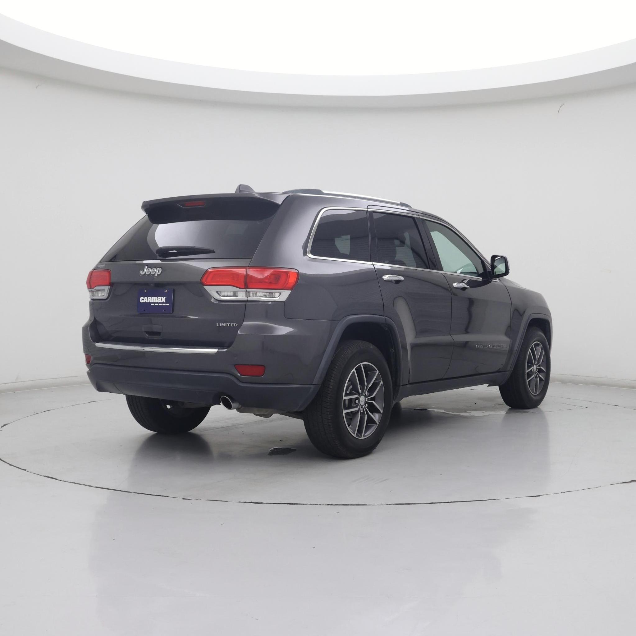 Thumbnail: 2018 Jeep Grand Cherokee - 8