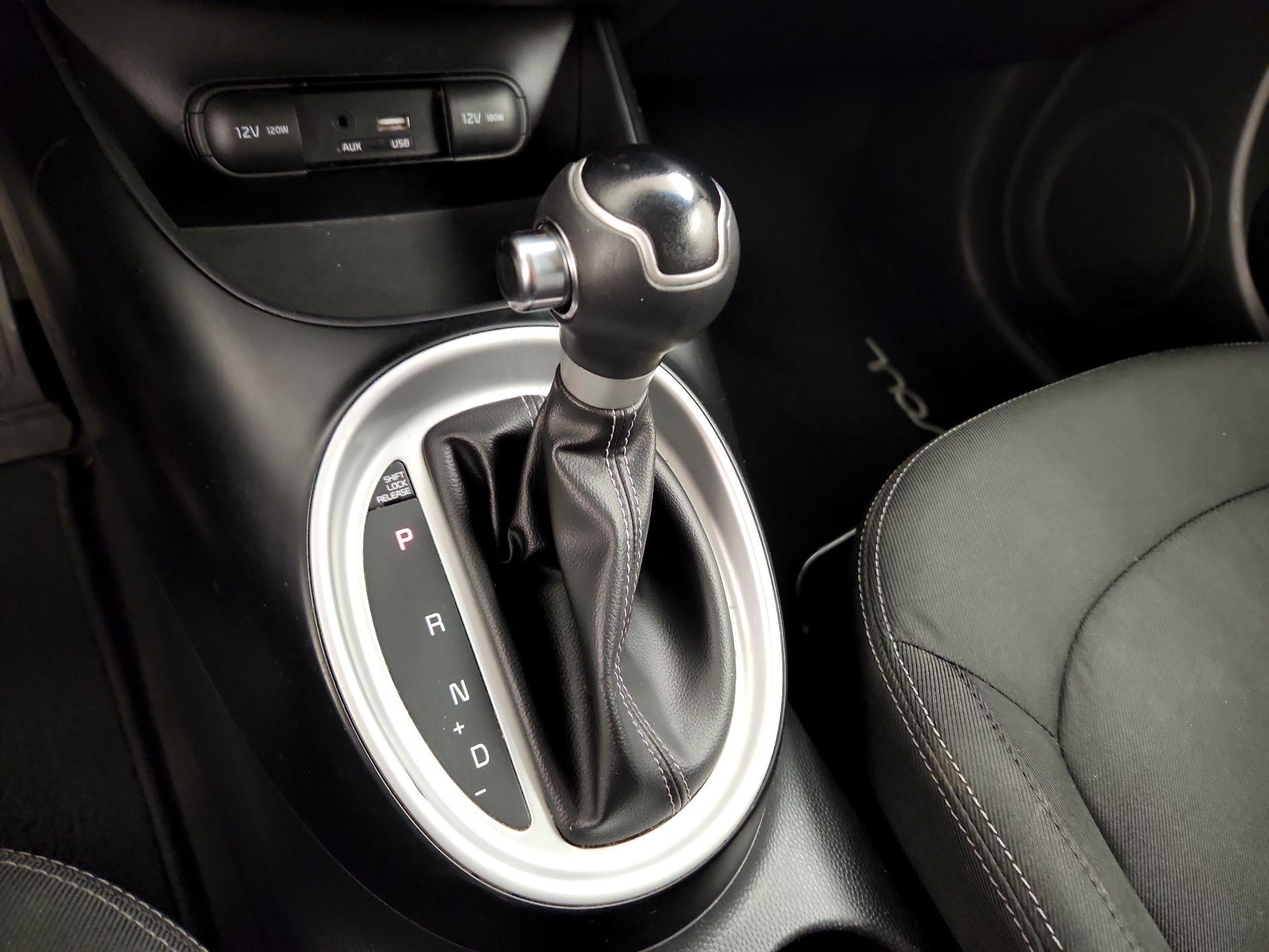Thumbnail: 2019 Kia Soul - 17