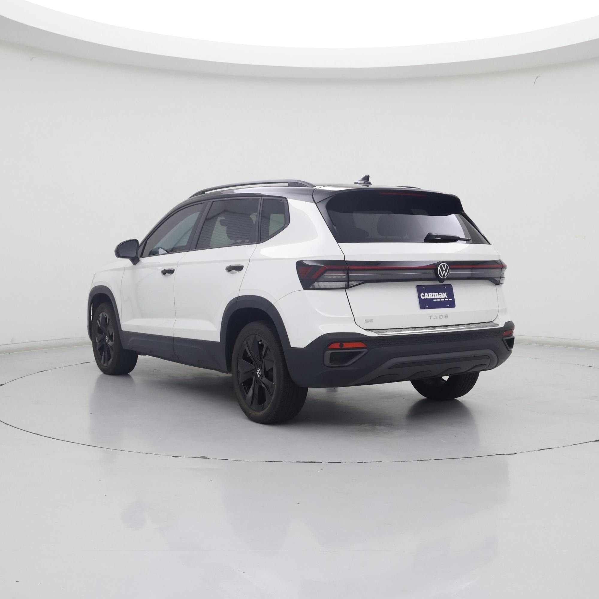 Thumbnail: 2025 Volkswagen Taos - 2