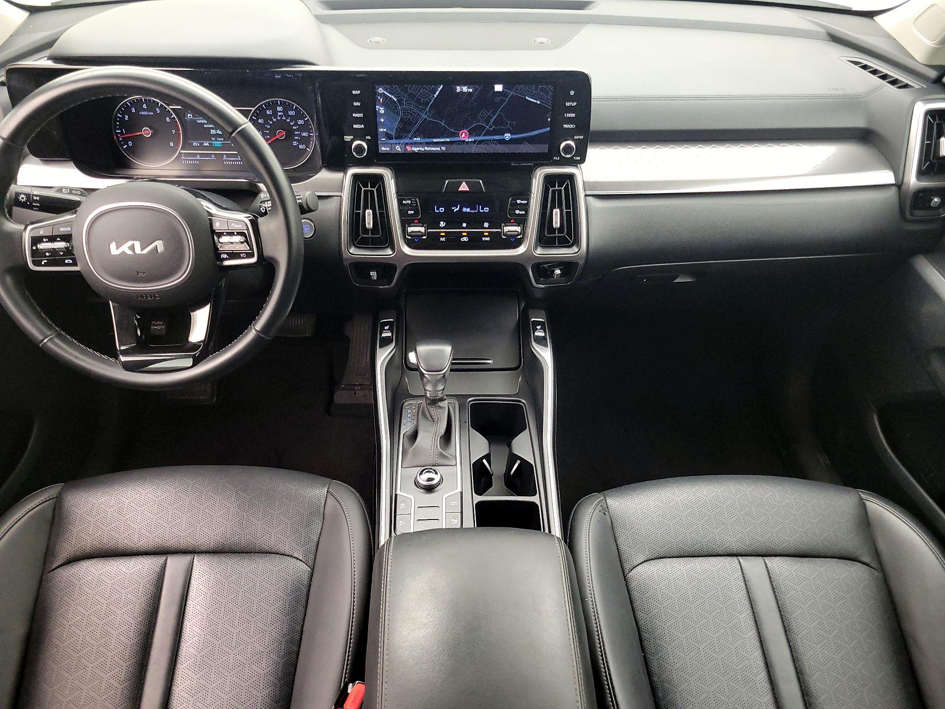 Thumbnail: 2023 Kia Sorento - 9