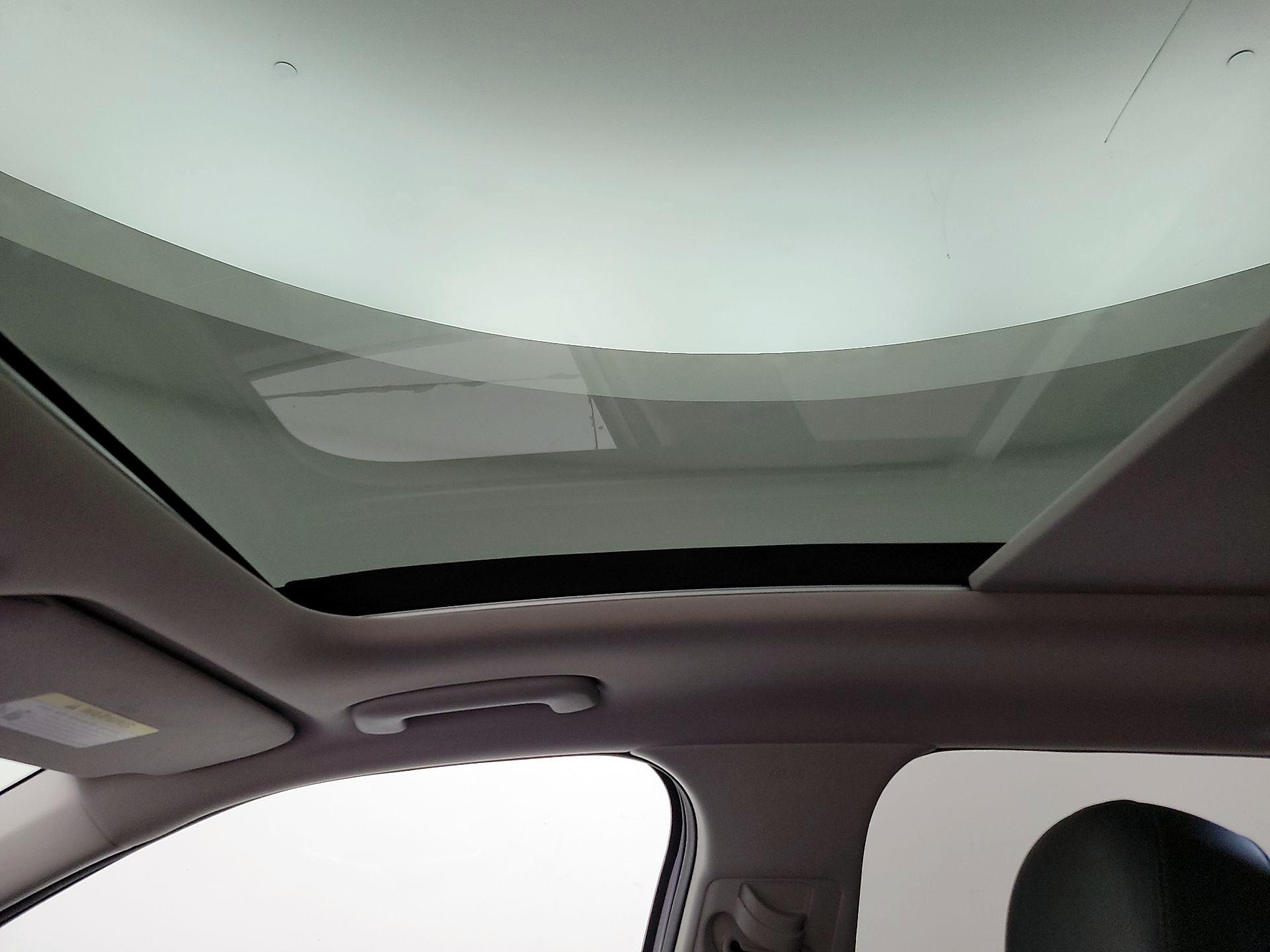 Thumbnail: 2023 Kia Sorento - 20