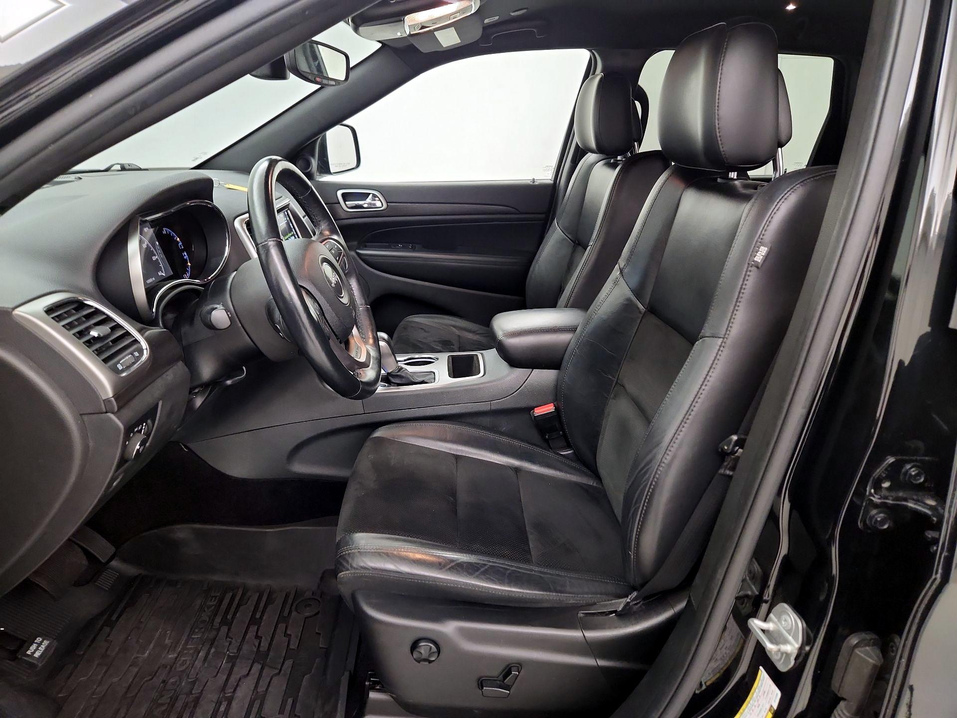 Thumbnail: 2018 Jeep Grand Cherokee - 11