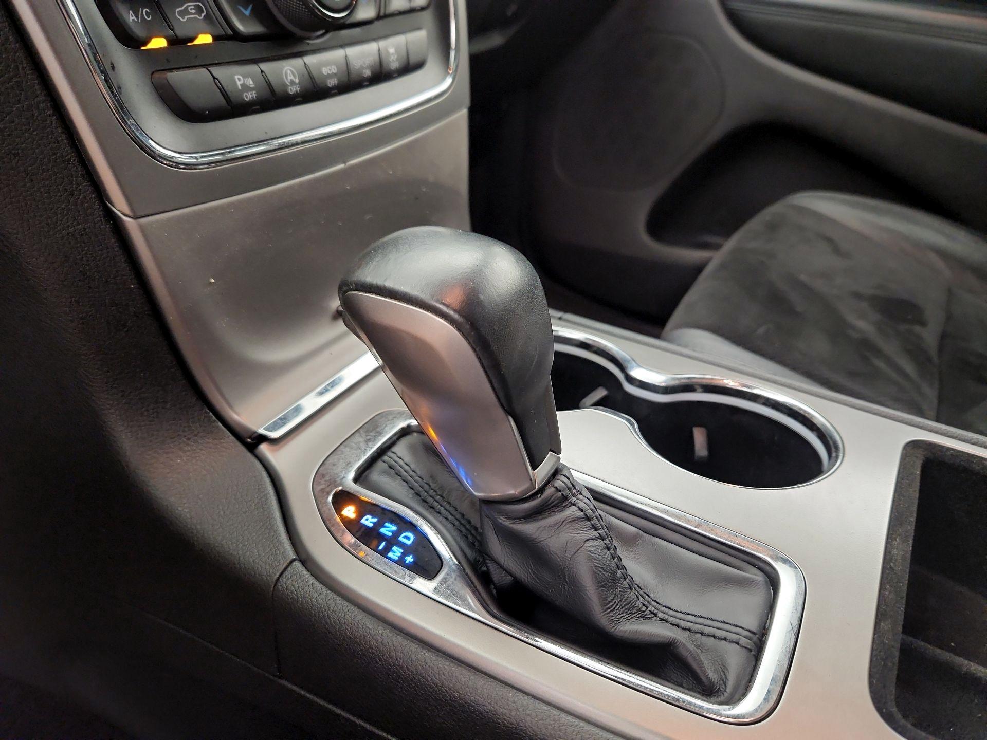 Thumbnail: 2018 Jeep Grand Cherokee - 17