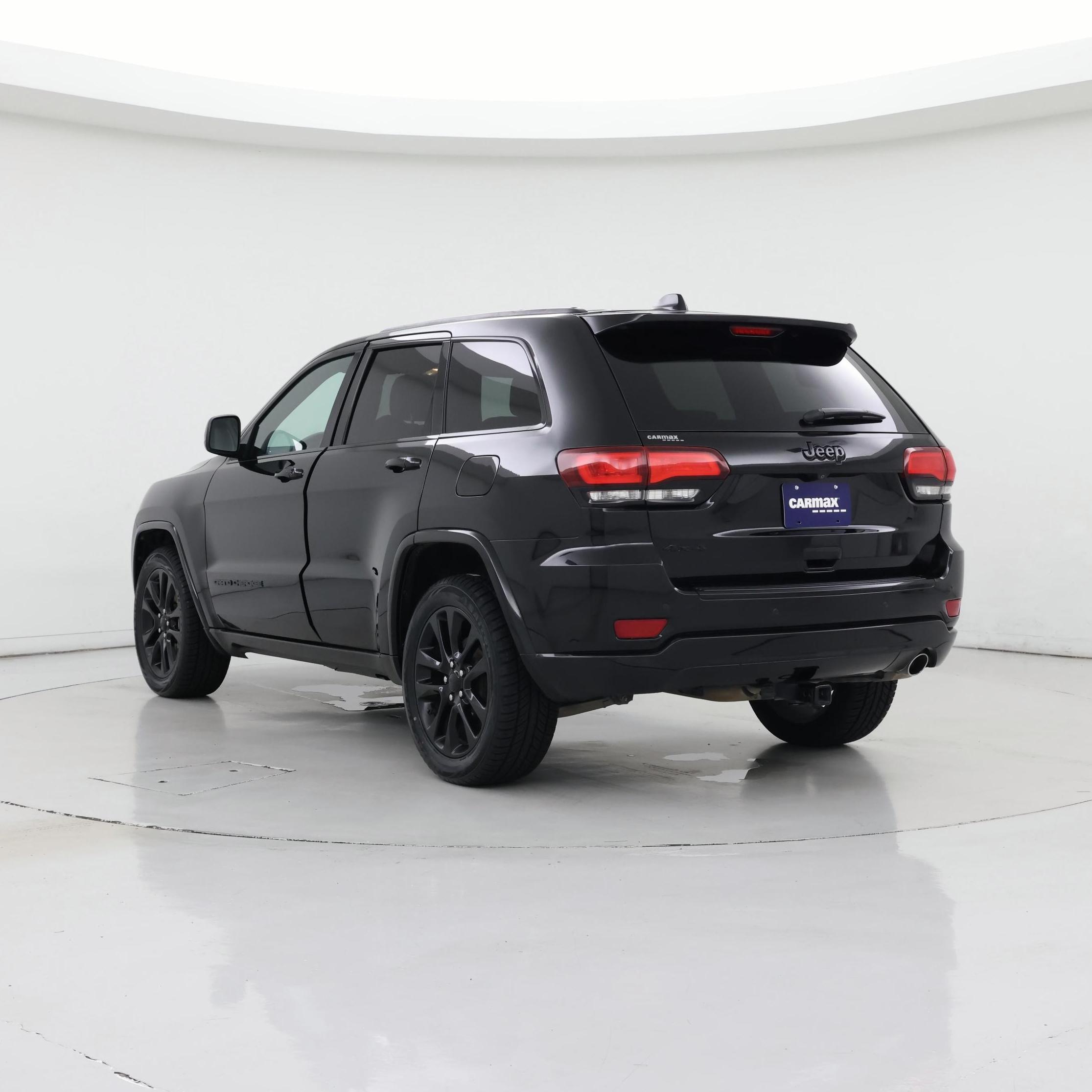 Thumbnail: 2018 Jeep Grand Cherokee - 2