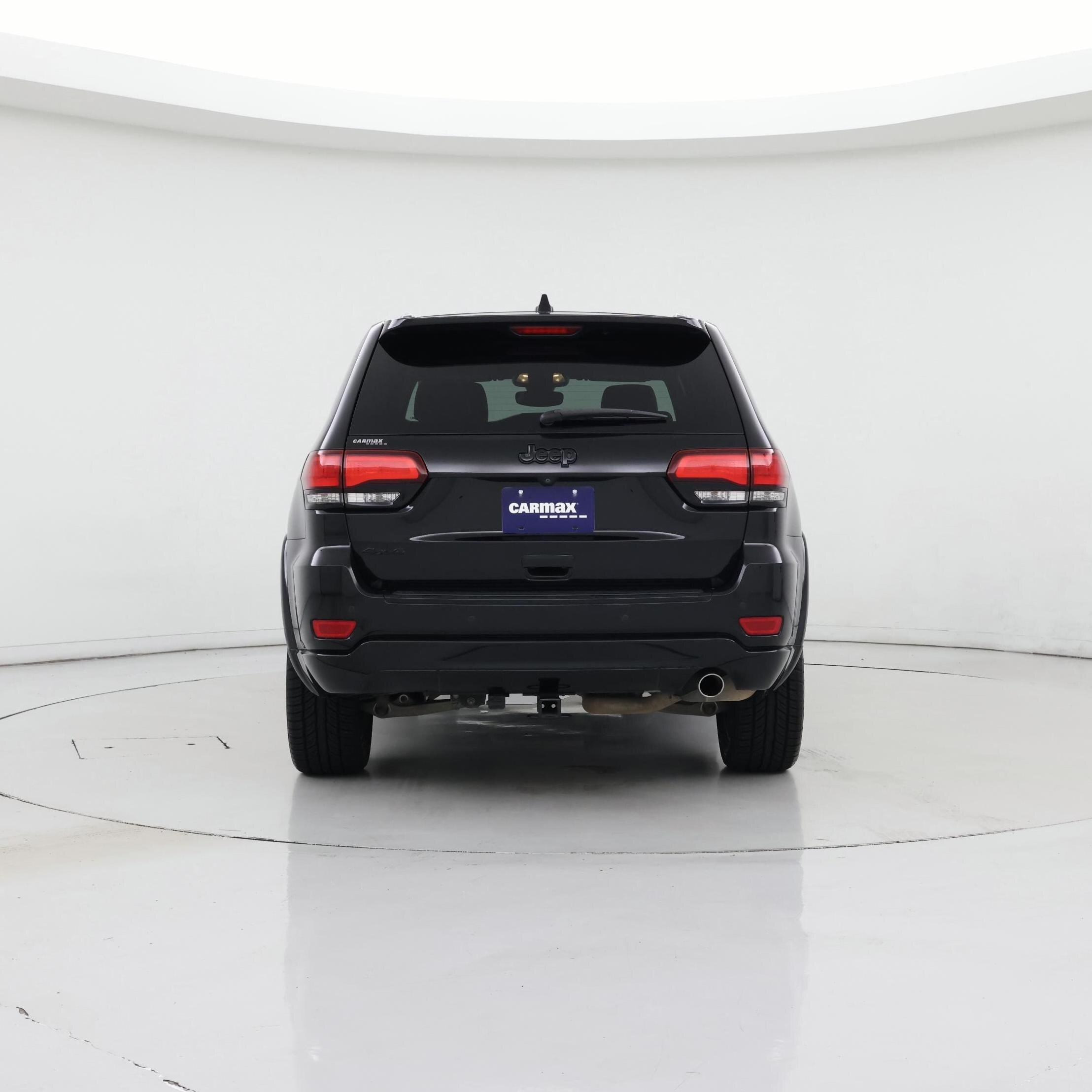 Thumbnail: 2018 Jeep Grand Cherokee - 6