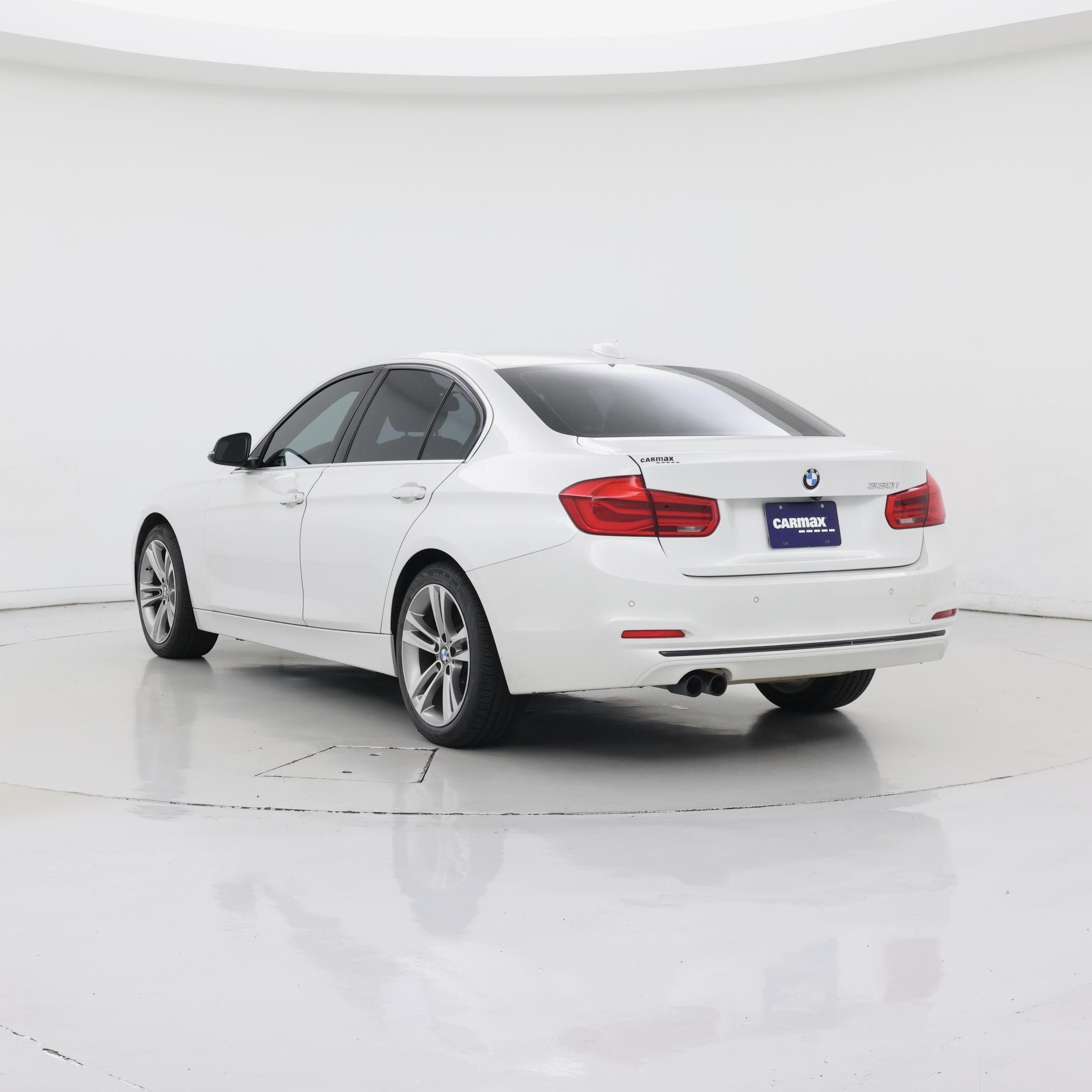 Thumbnail: 2017 BMW 3 Series - 2